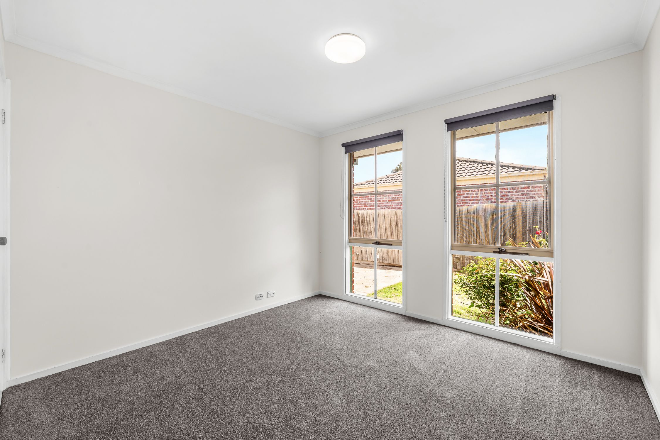 9 Smethurst Avenue — photo 5 of 10