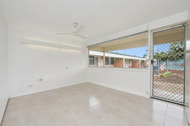 10/18-20 Bayswater Terrace, Hyde Park, QLD 4812