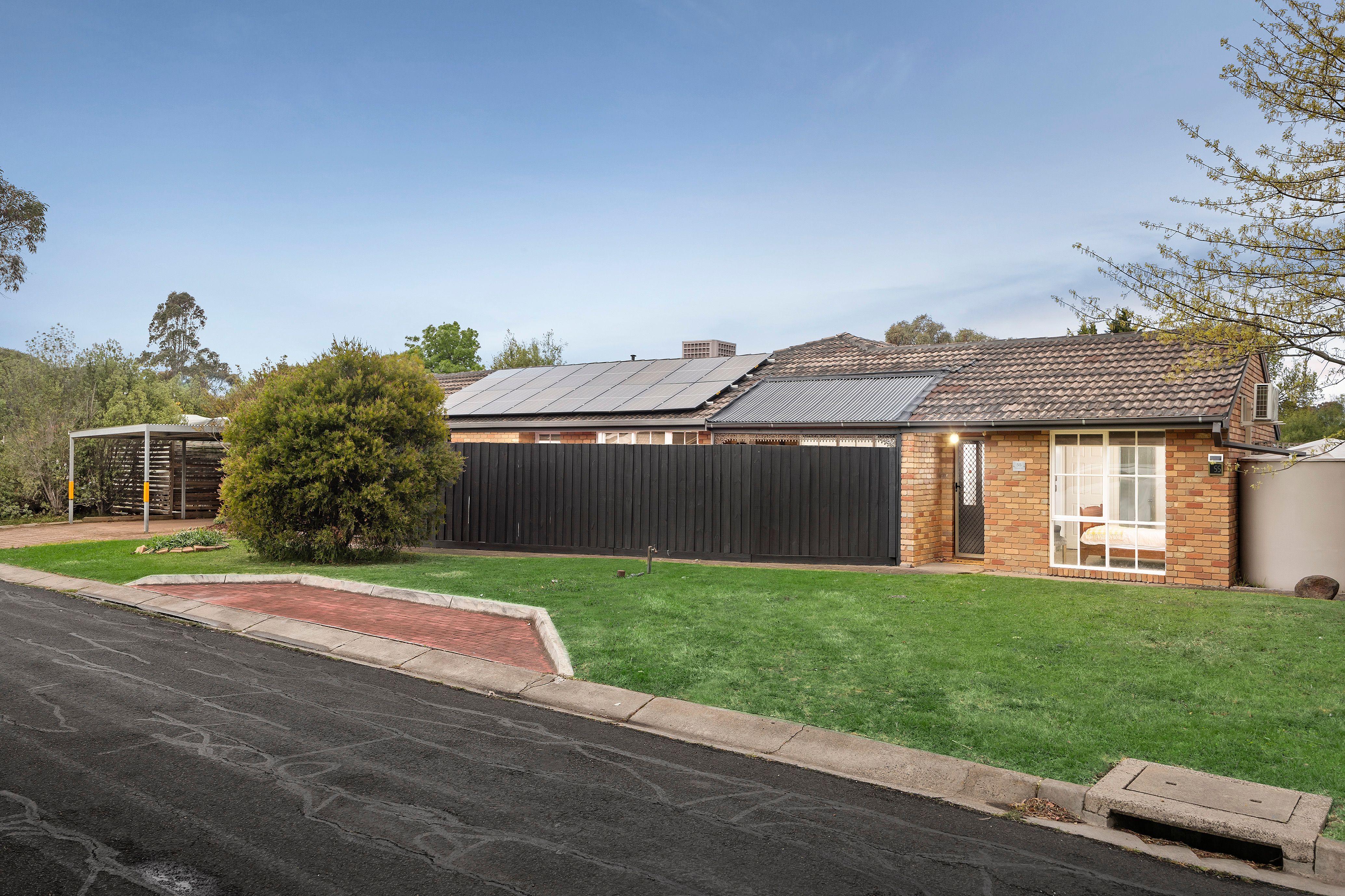 55 Carnoustie Drive