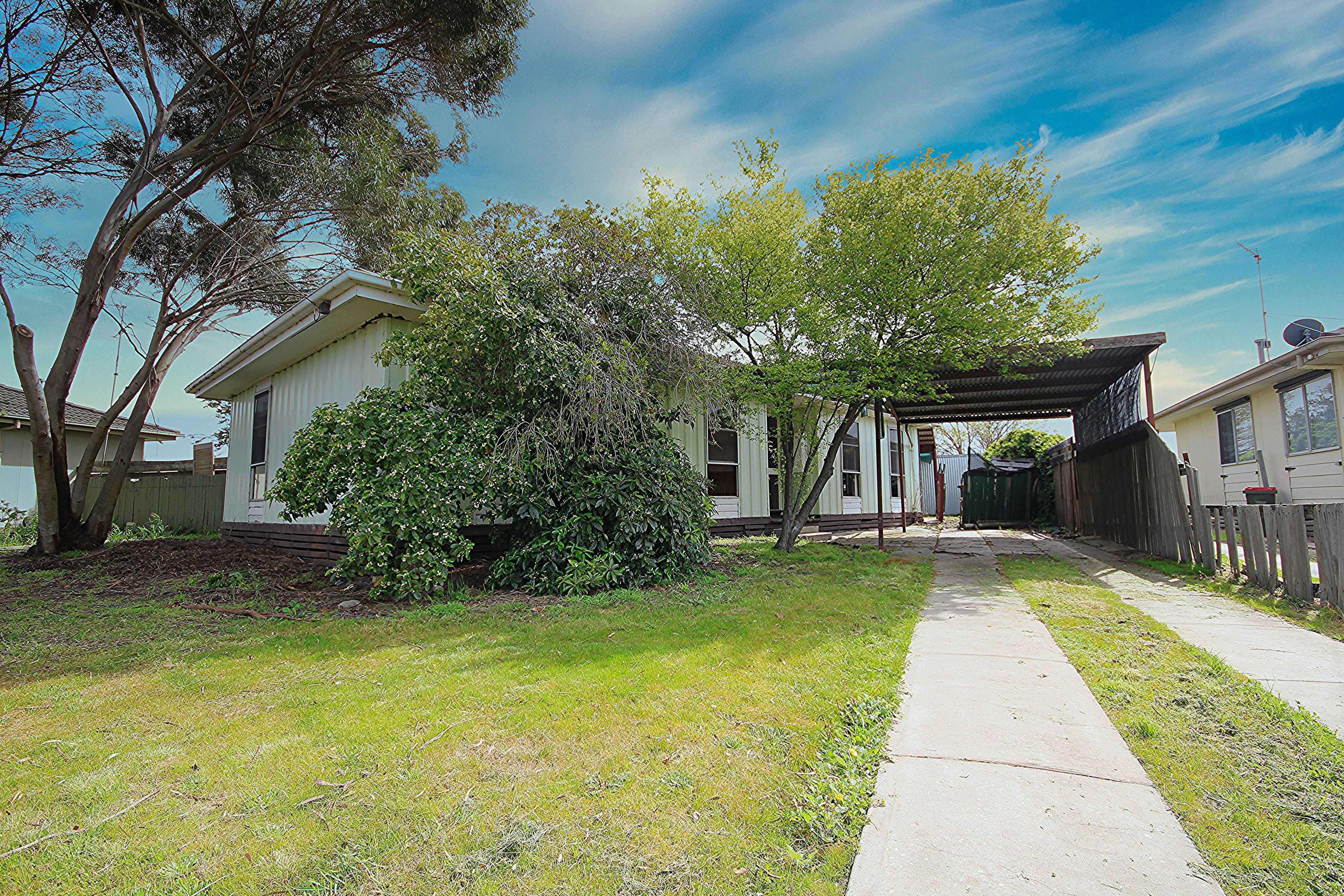 8 Forsyth Avenue, Horsham VIC 3400