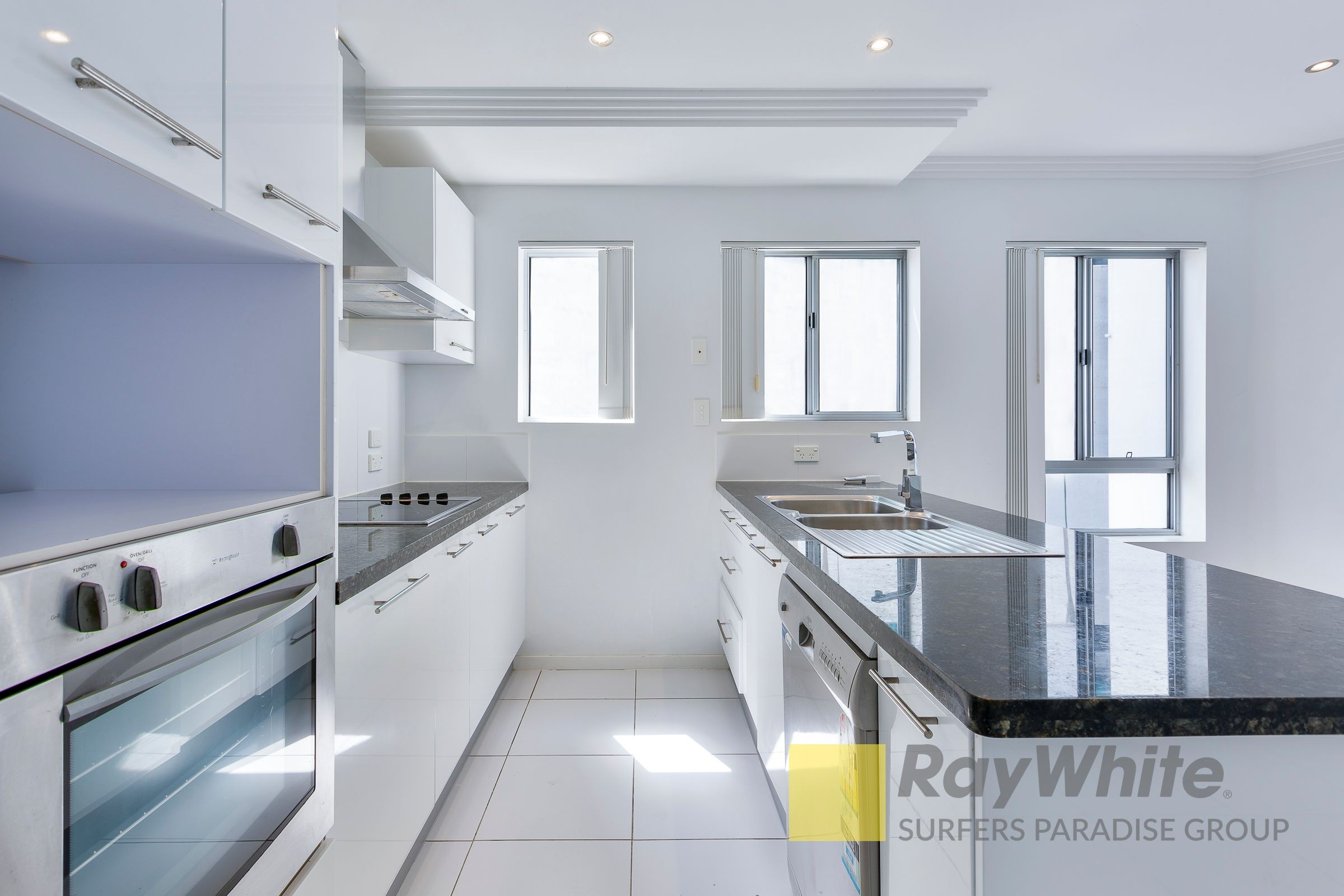 7/161 Marine Parade, Southport, QLD 4215