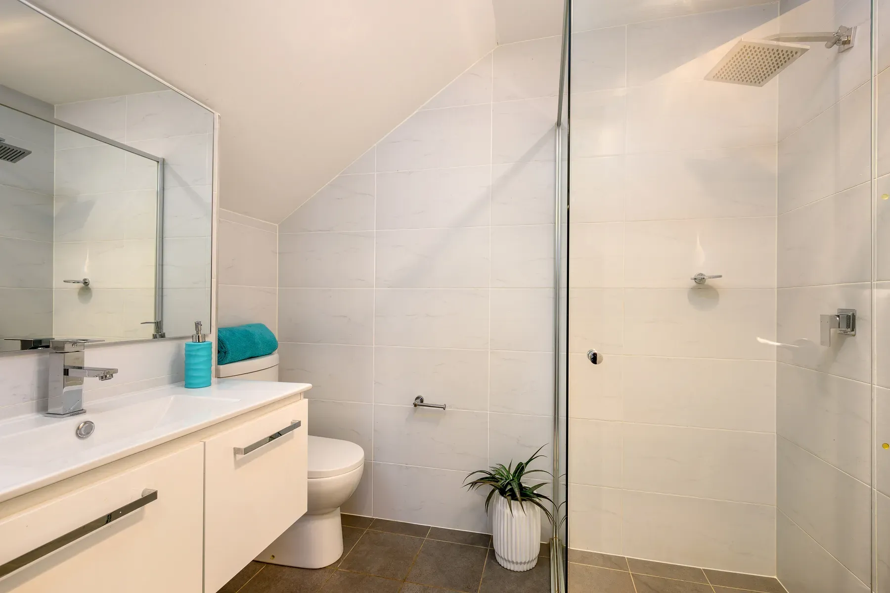 2/67 Barry Street — photo 6 of 7