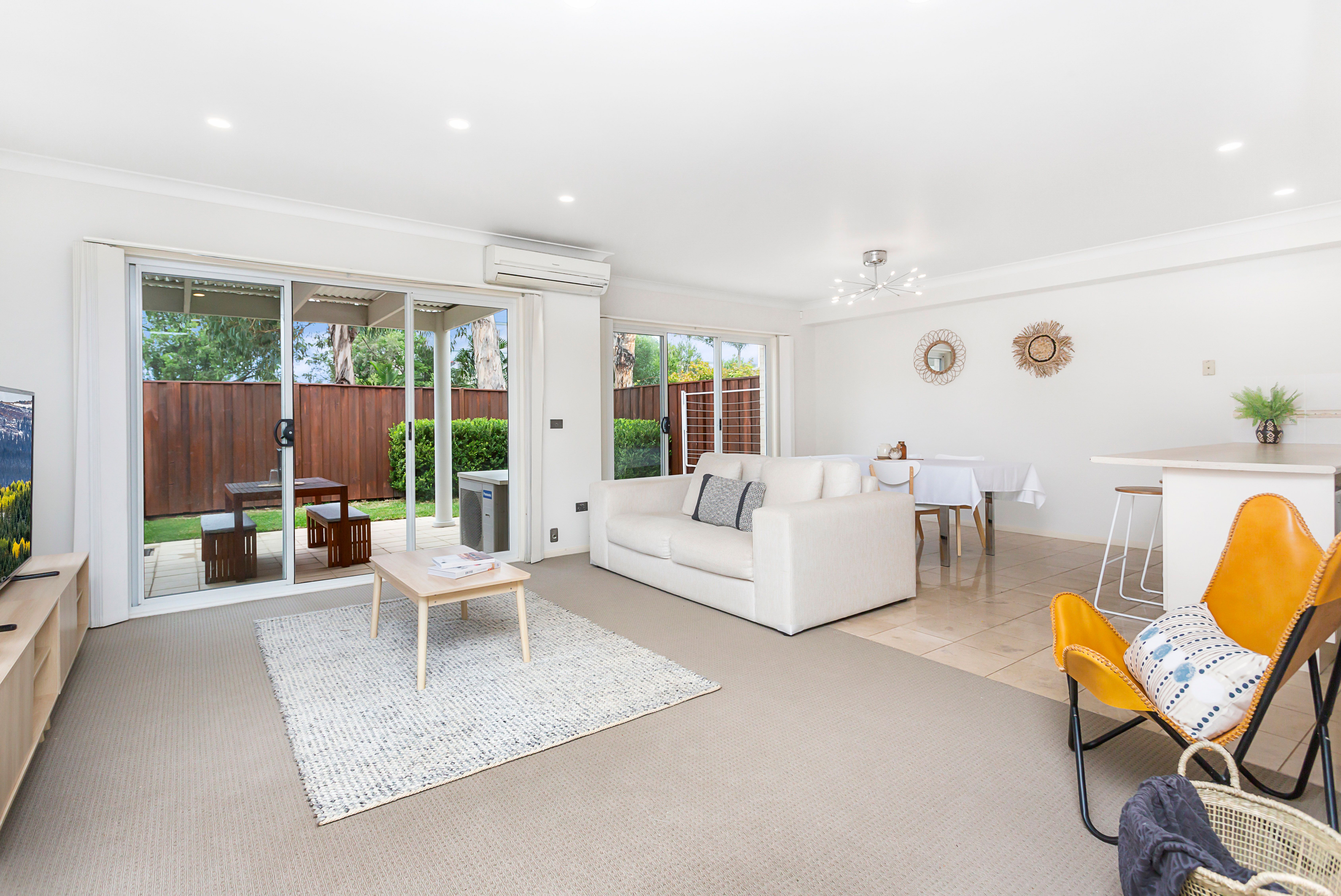 4A Tallegalla Street, Unanderra NSW 2526