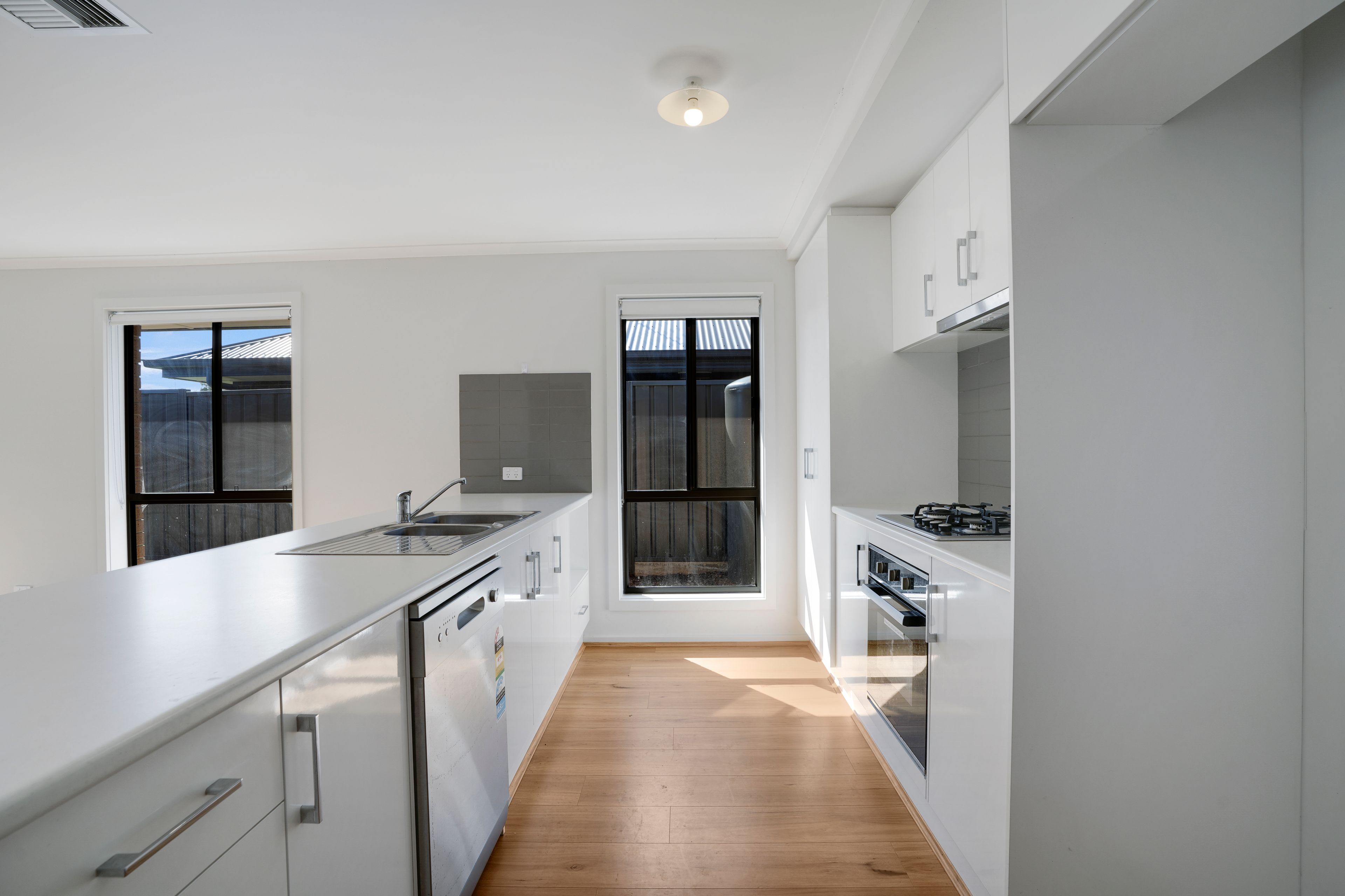 9 Frome Road — photo 6 of 16