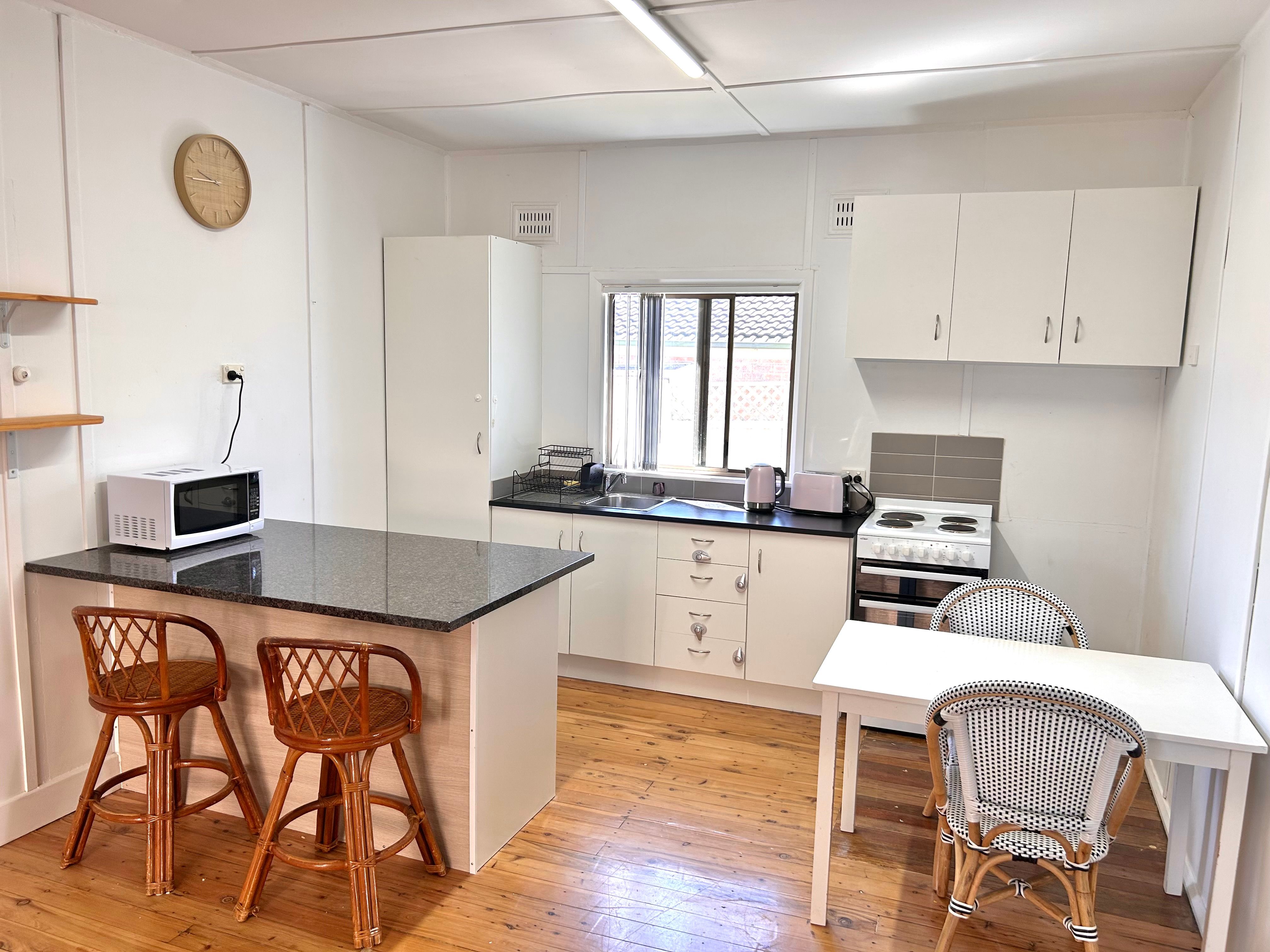 19 Turner Esplanade, East Corrimal, NSW 2518