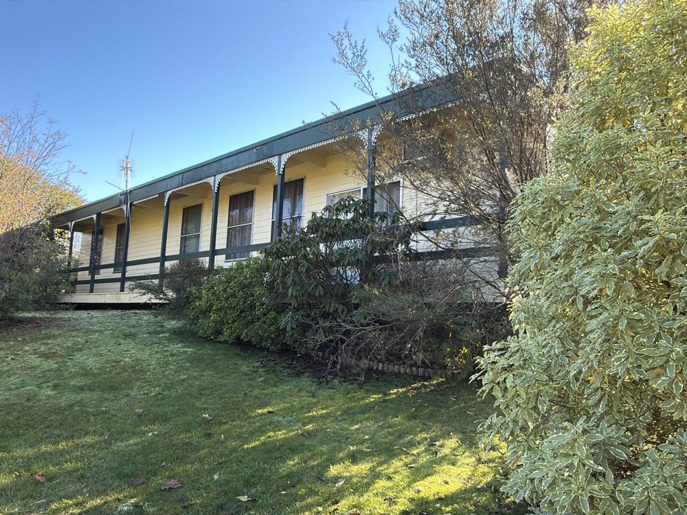 18 Chisholm Street — photo from Ray White Rural Tumbarumba