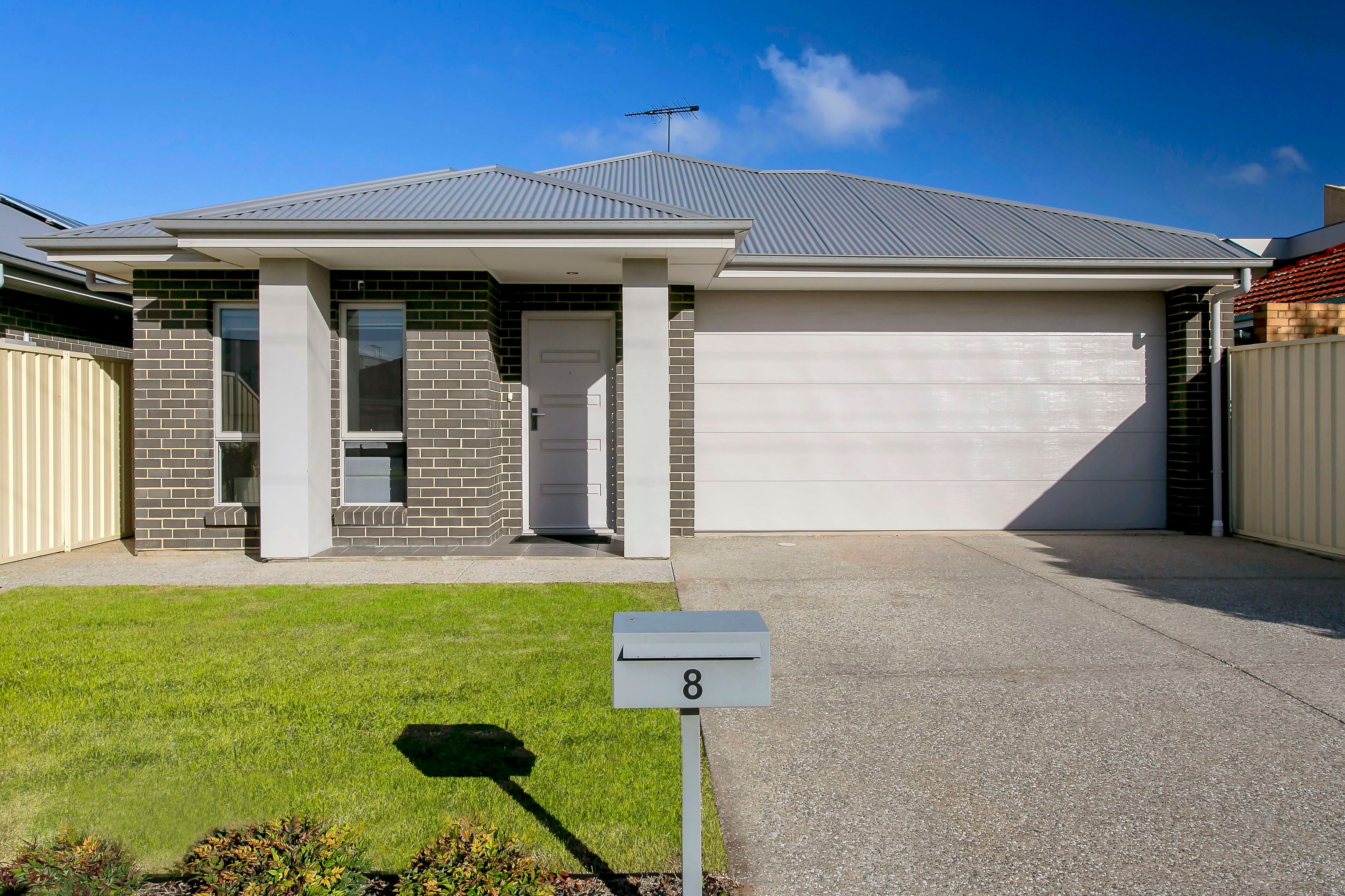 8 Maria Street, Findon SA 5023