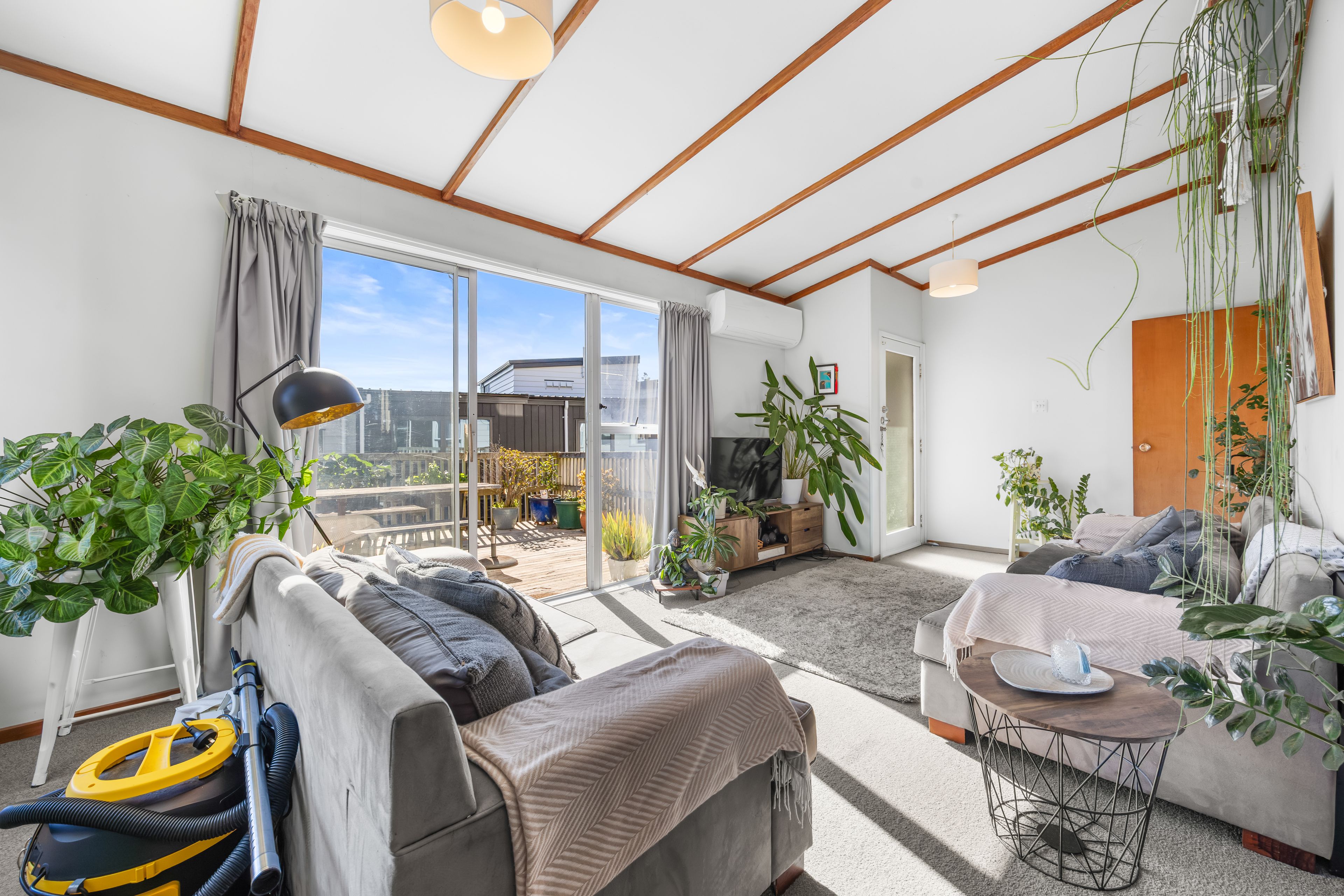 10 Hewlett Road, Massey, Waitakere City