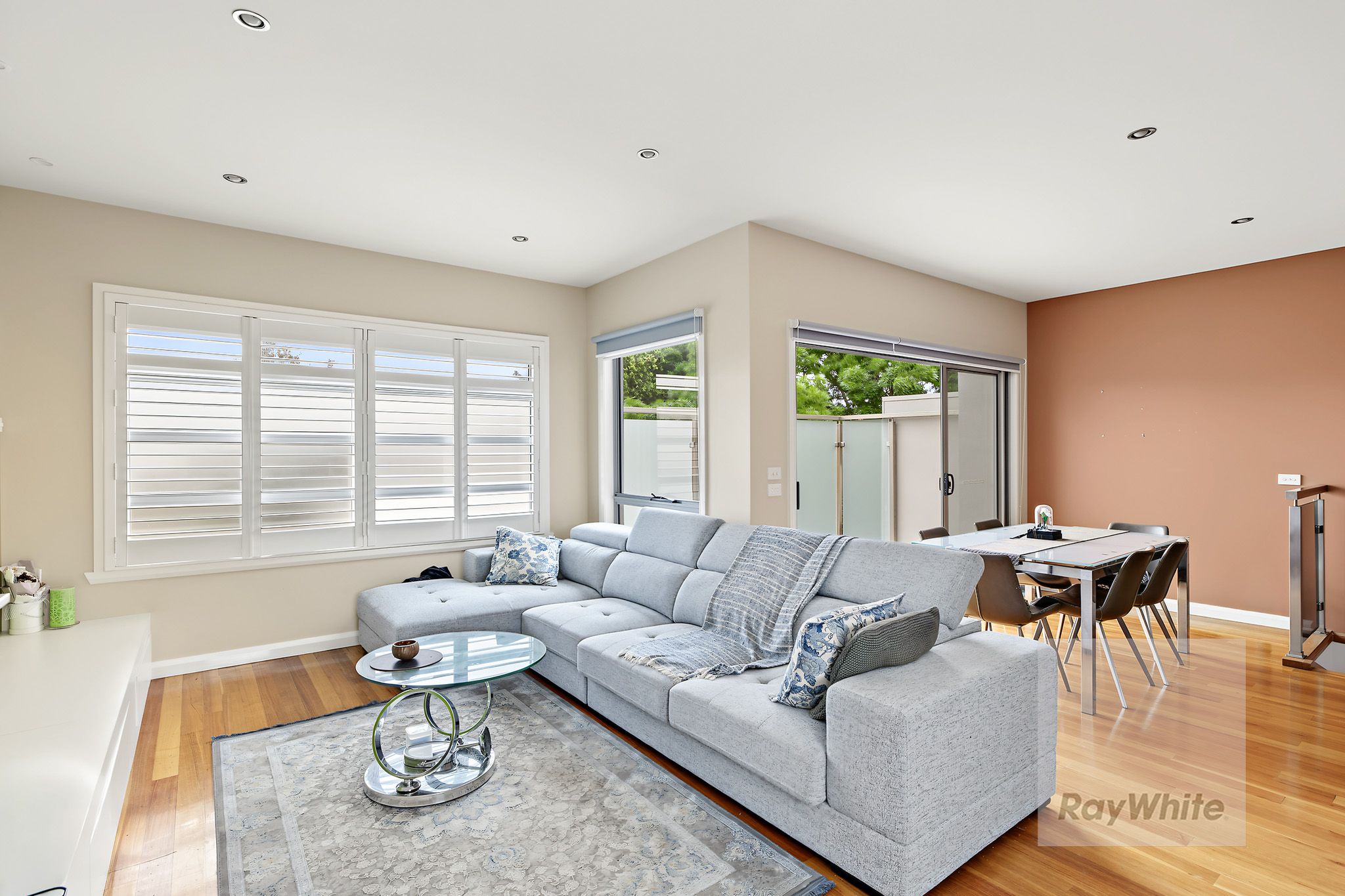 2/90 Wood Street — photo from Ray White Bundoora
