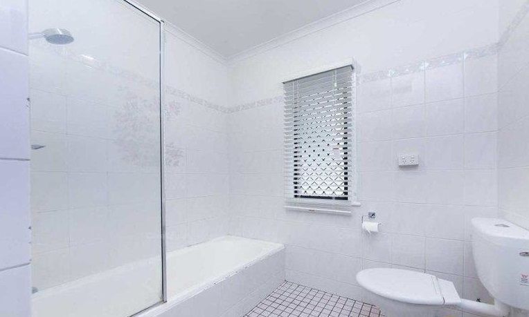 5 Turquoise Street, Holland Park, QLD 4121