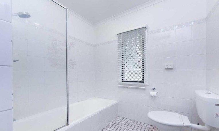 5 Turquoise Street, Holland Park, QLD 4121