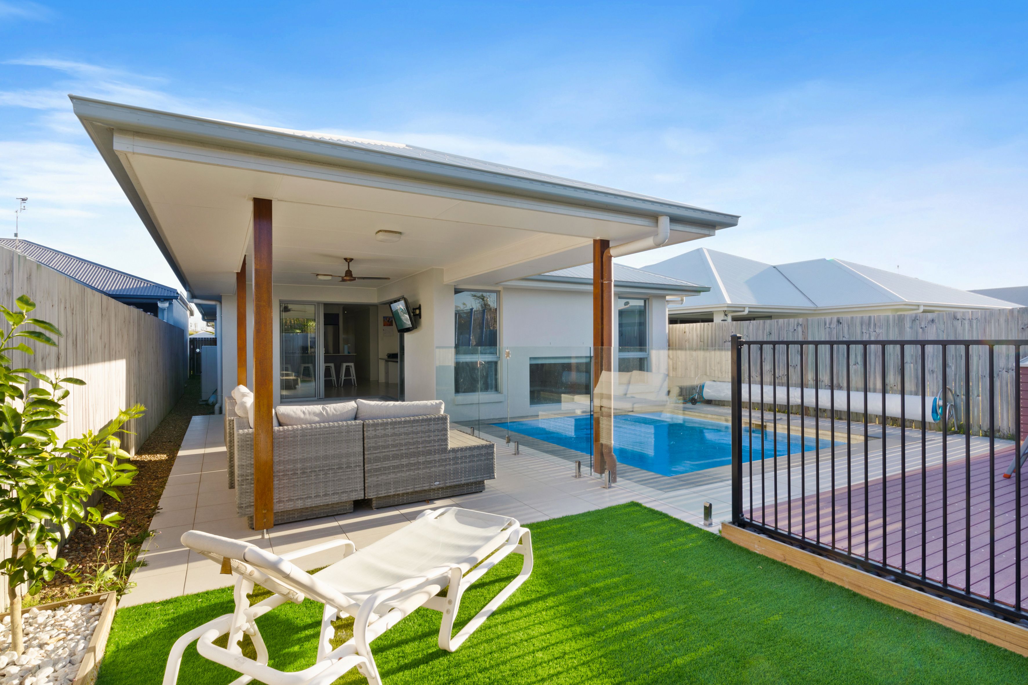 6 Bribie Place, Mountain Creek, QLD 4557