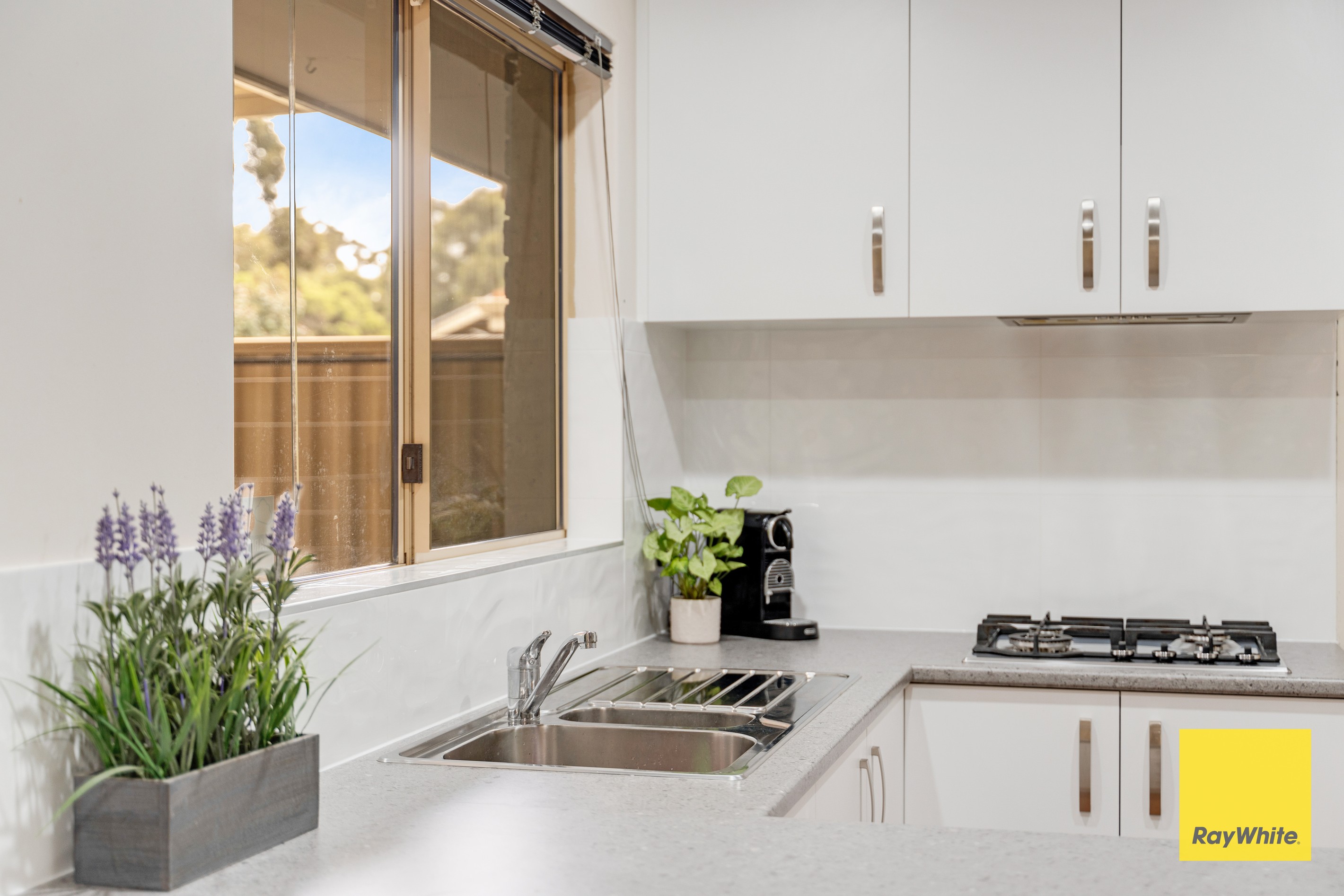 3/6 The Grove, Ballajura, WA 6066