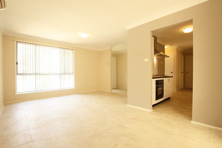 51 Copperfield Drive, Ambarvale, NSW 2560