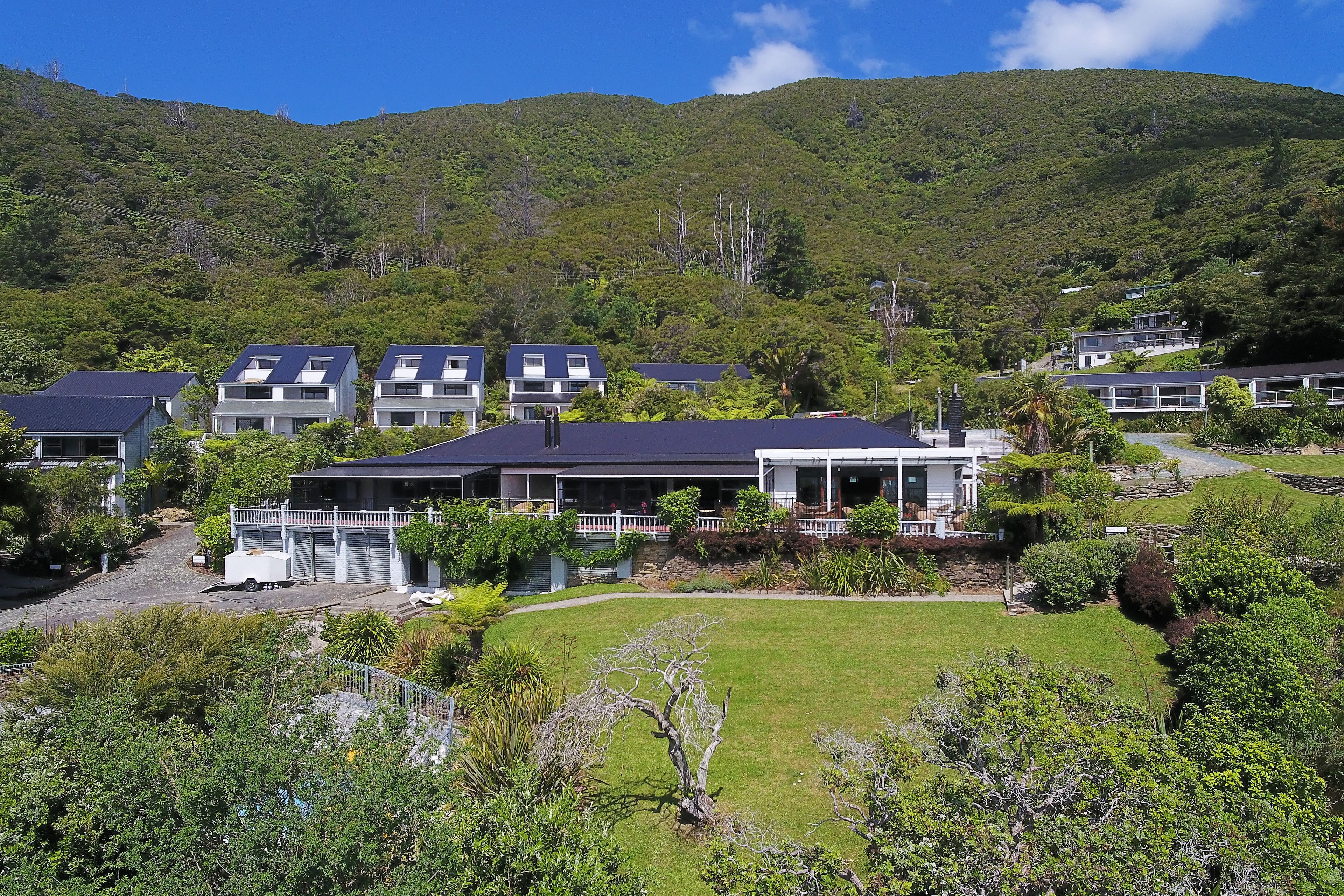 Room 14, 2923 Kenepuru Road, Marlborough Sounds, Marlborough District