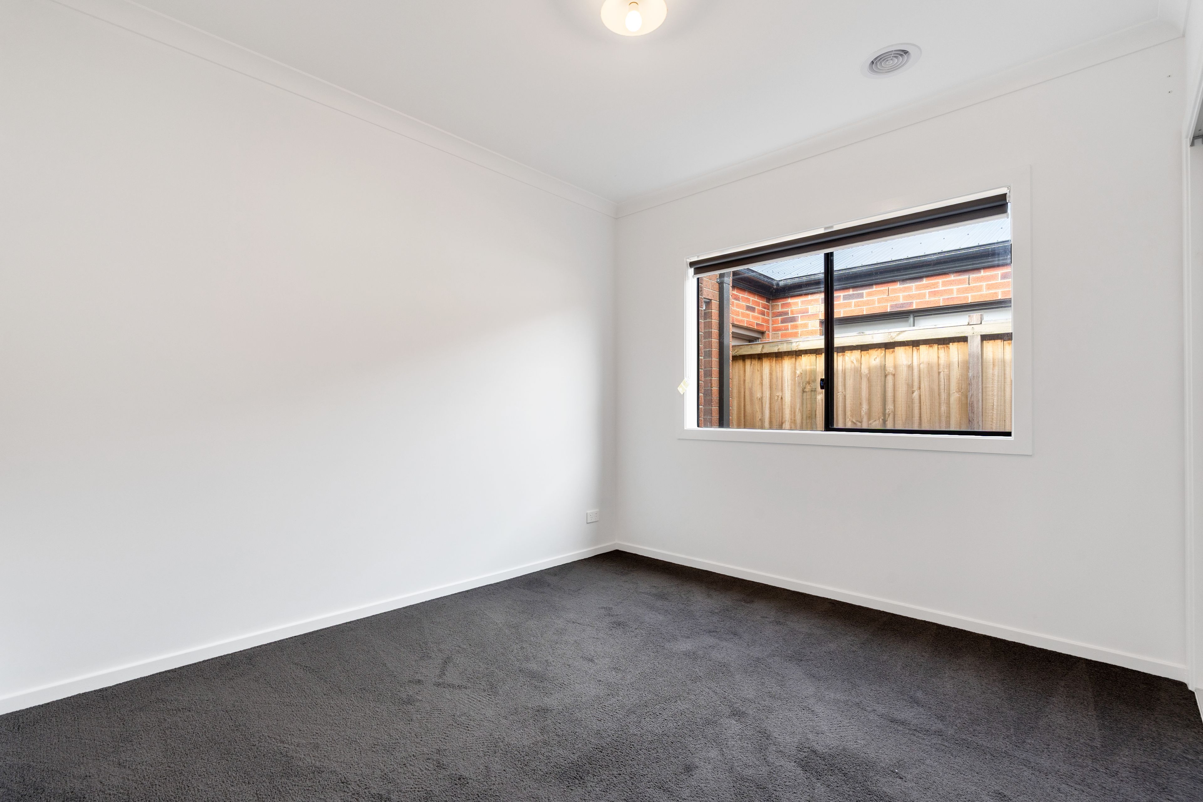 31 Monakeeba Boulevard — photo 9 of 19