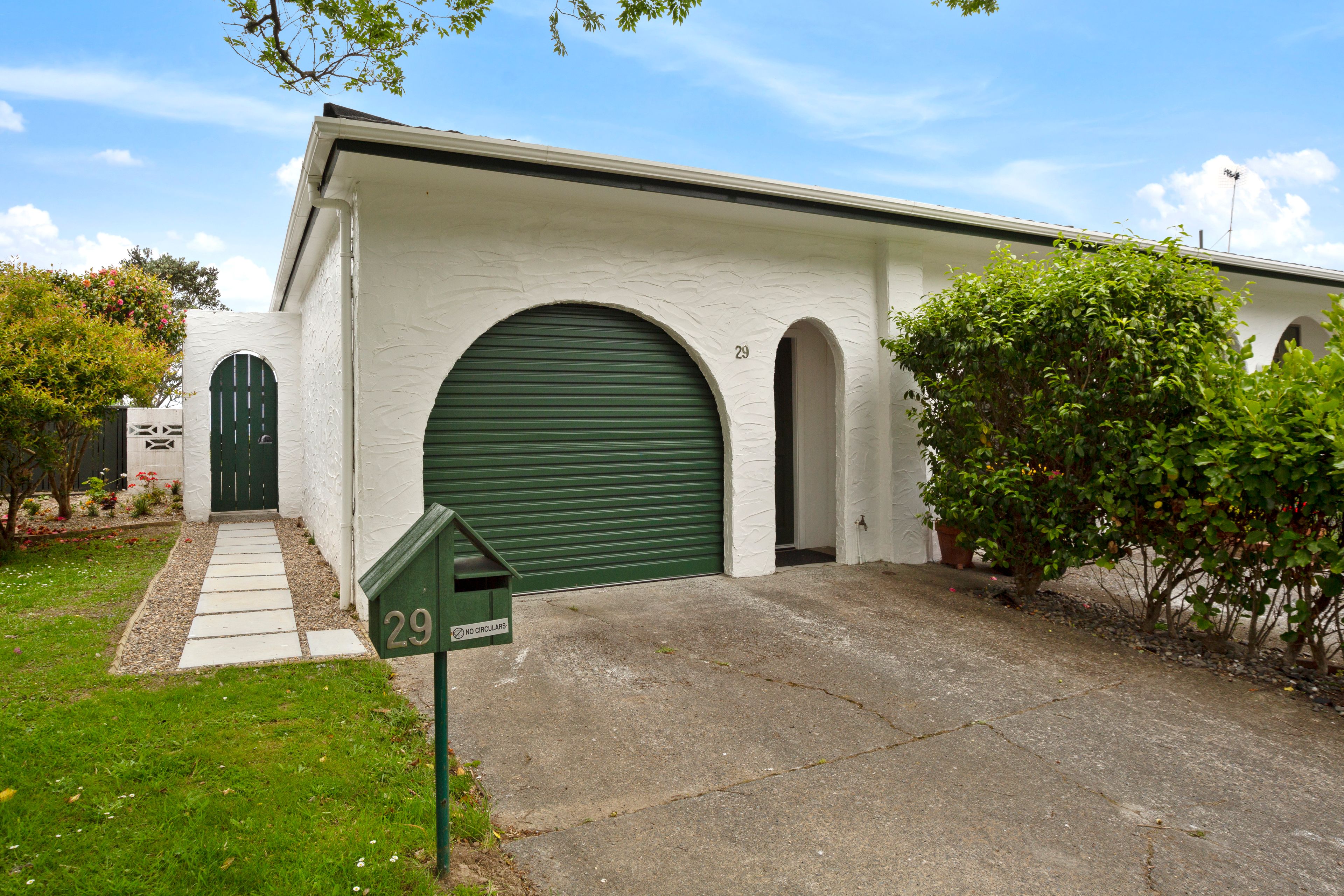 29 Orissa Crescent, Broadmeadows, Wellington City