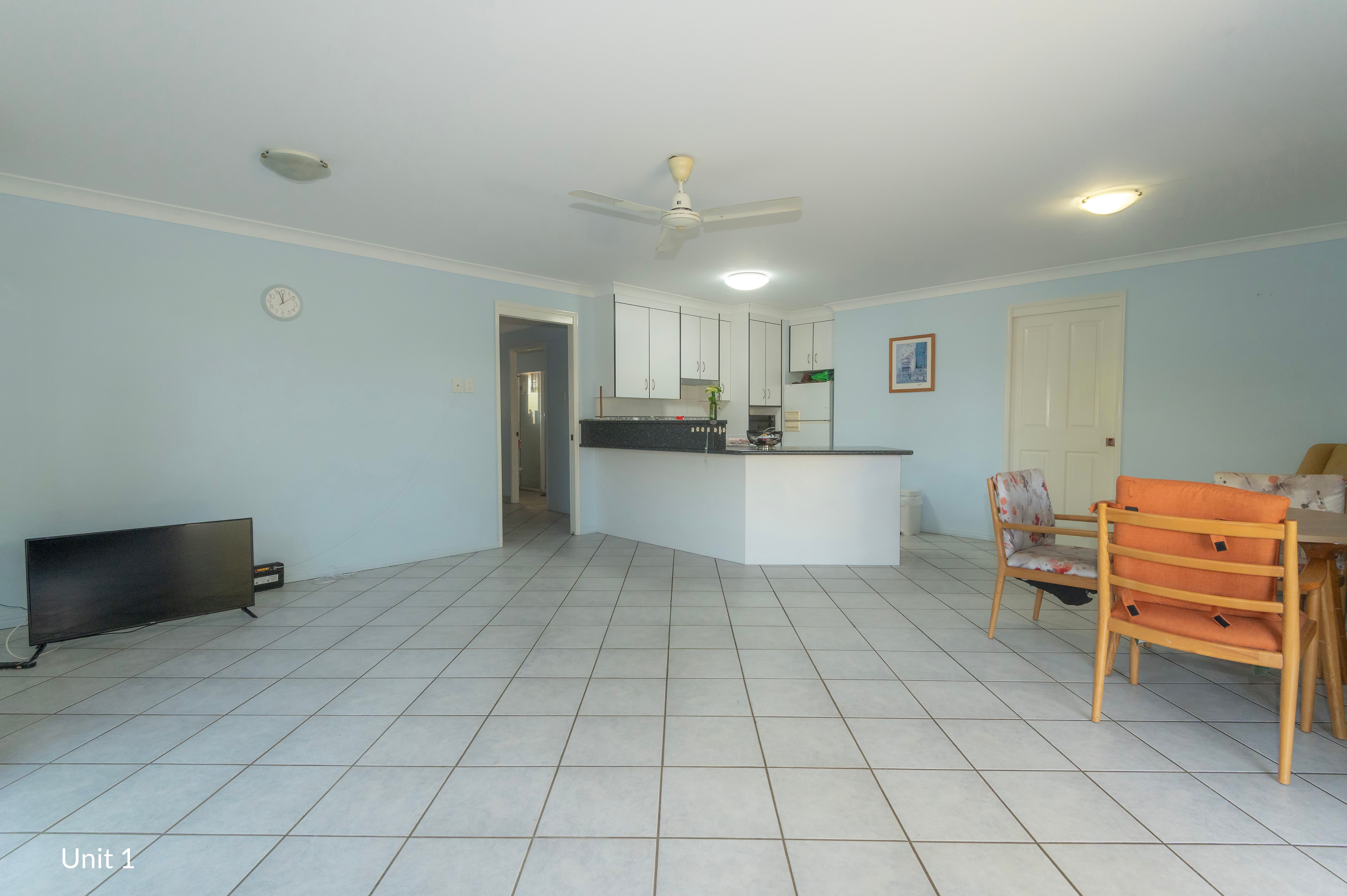 6 Woolein Crescent — photo 4 of 22