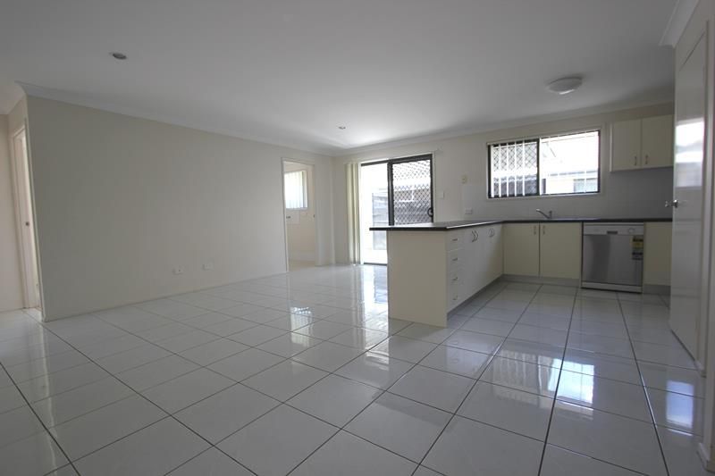 4 Voyager Street, Marsden, QLD 4132