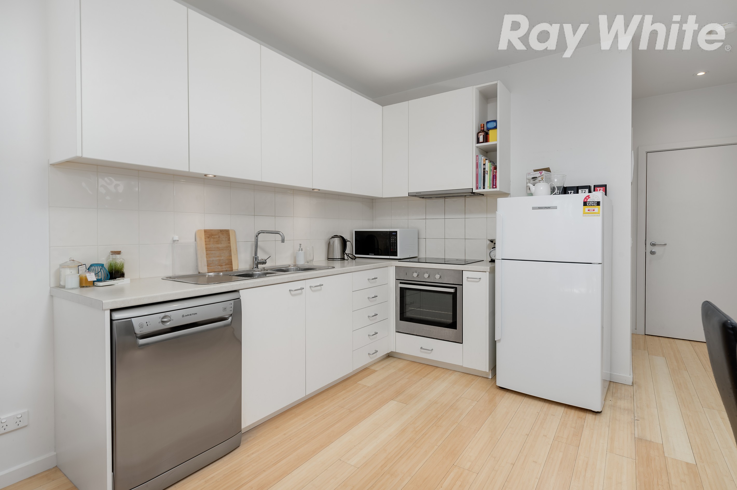 5 Poinsettia Court, Bundoora, VIC 3083