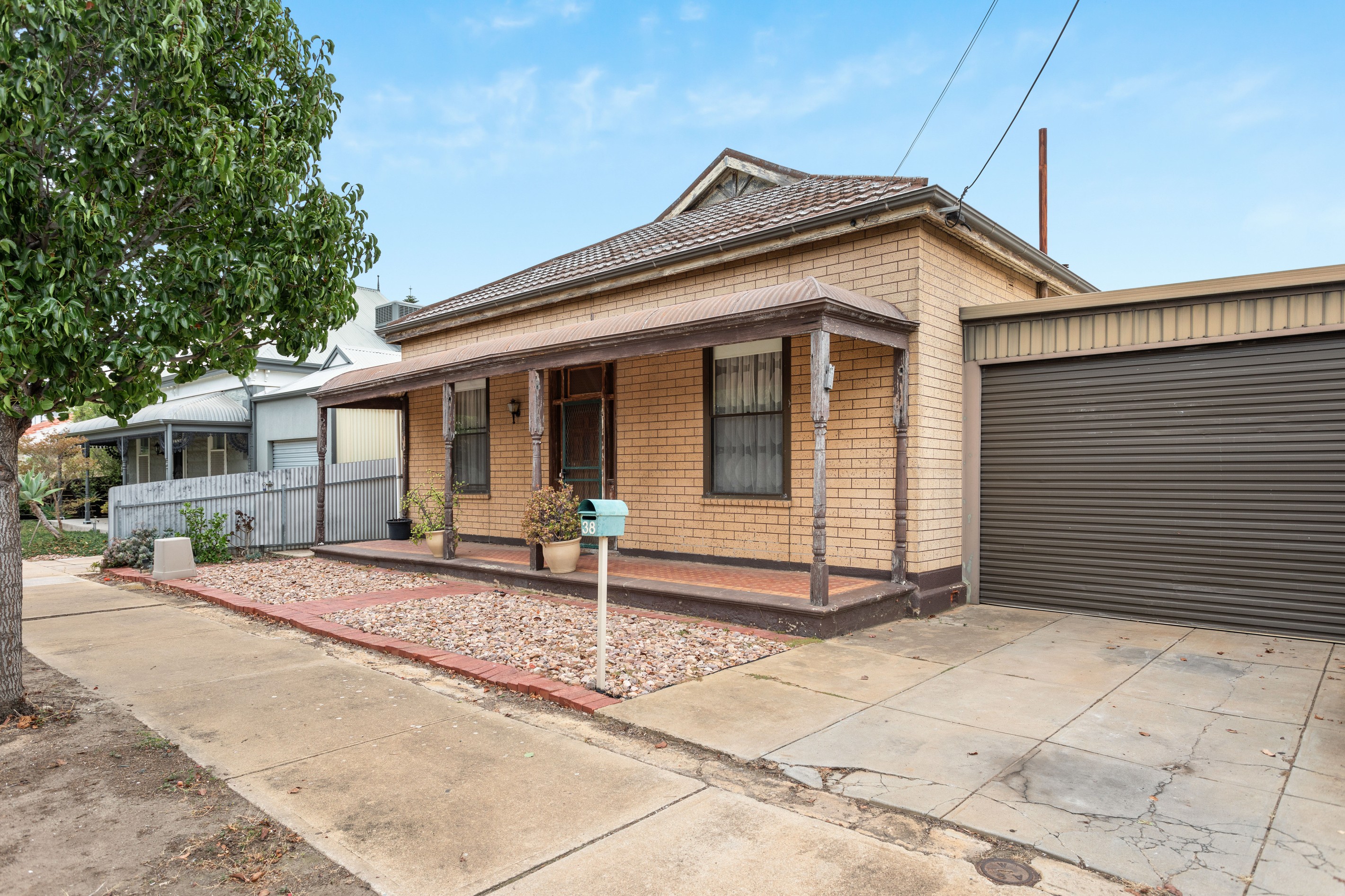 38 Deslandes Street, Ethelton, SA 5015