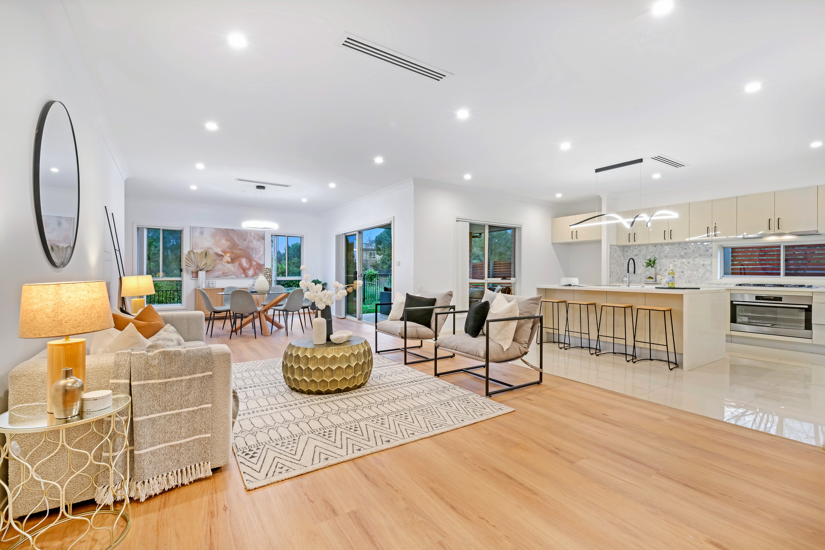 2 Oakhill Crescent, Colebee, NSW 2761