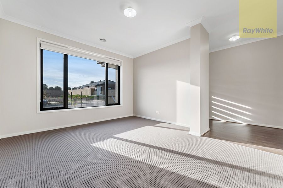 4 Edson Road, MICKLEHAM, VIC 3064