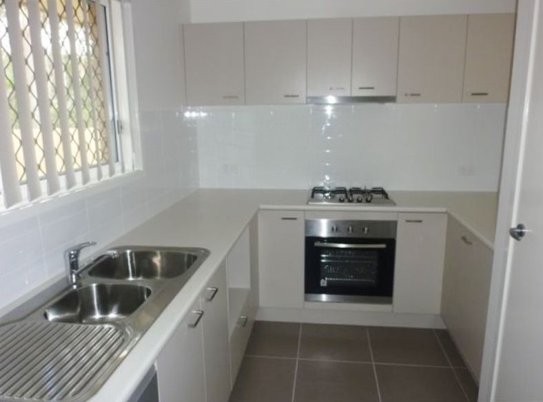 3 Larkin Court — photo 3 of 5