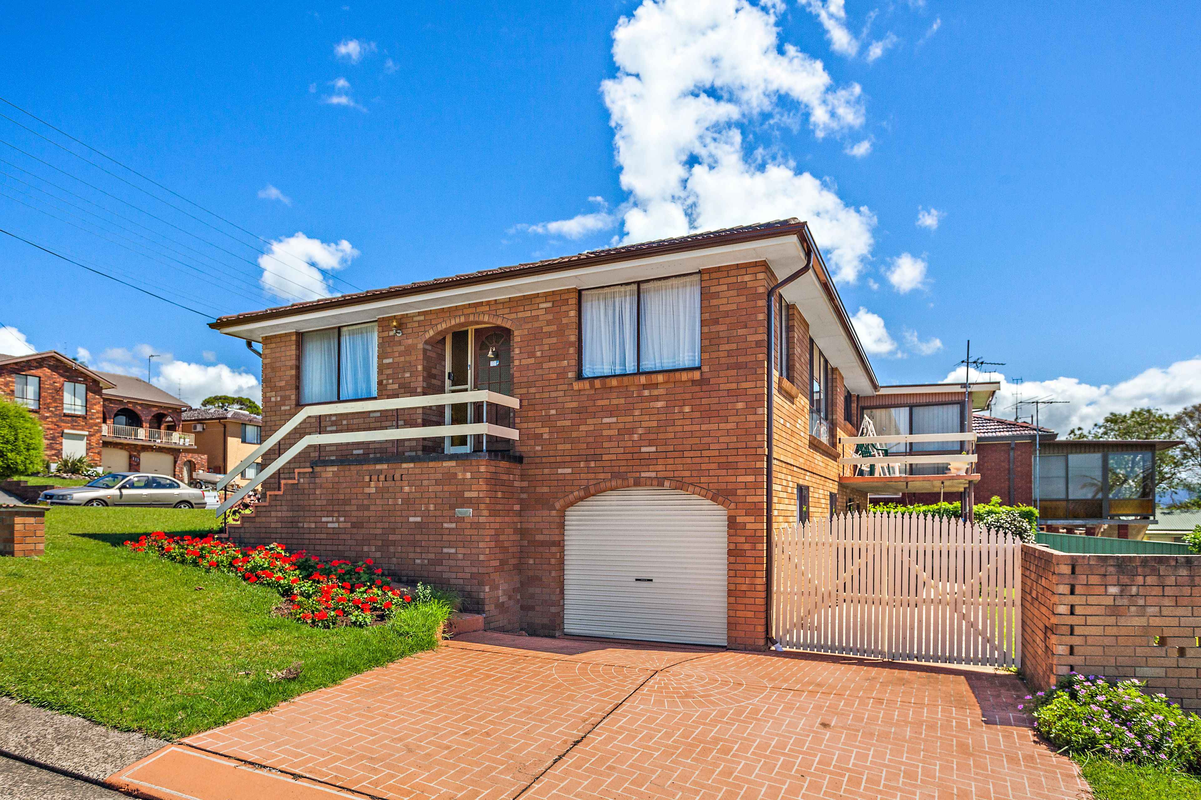126 Landy Drive, Mount Warrigal, NSW 2528
