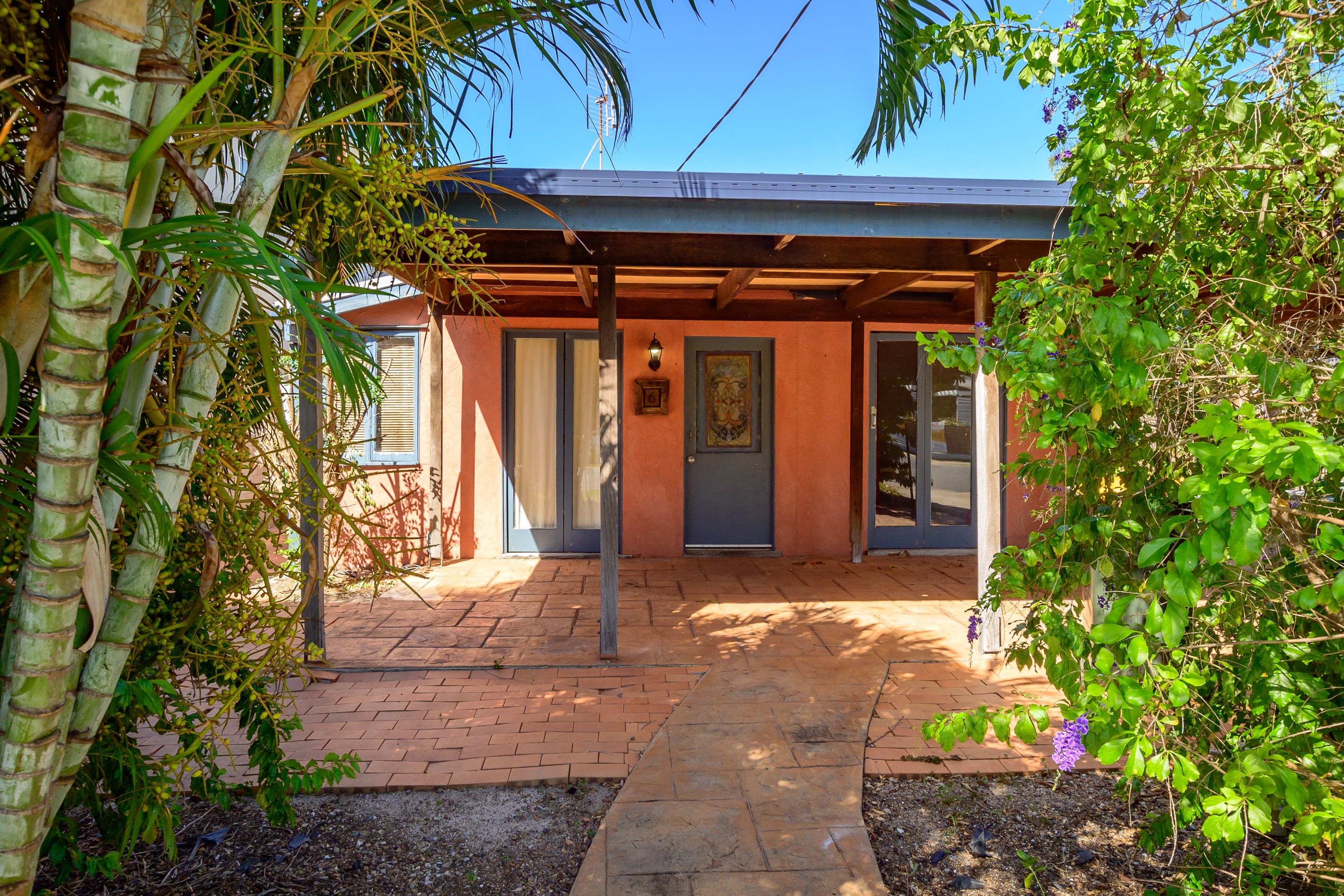 6 Glenlyon Street, Gladstone Central, QLD 4680