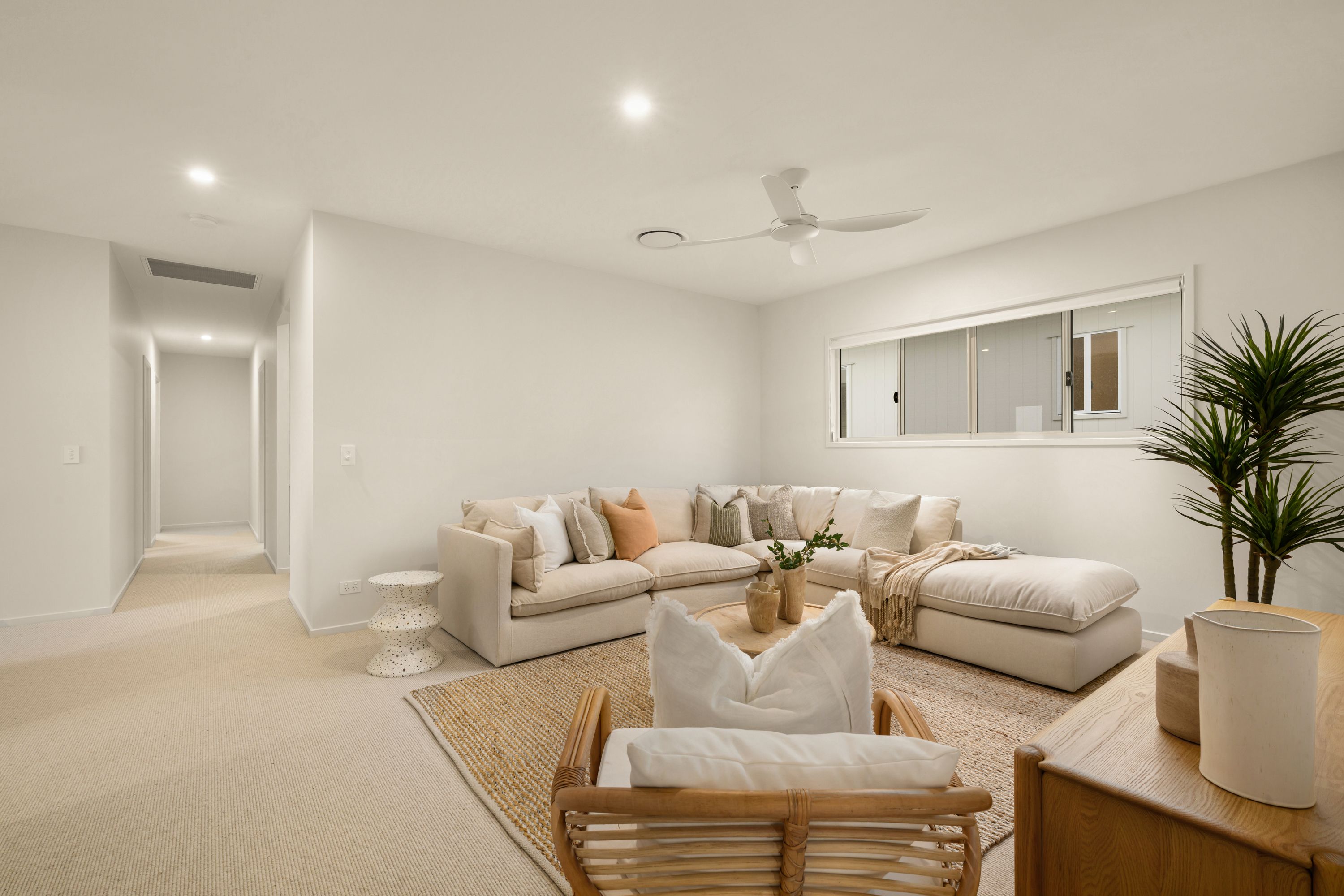 2/2 Teewah Street — photo 19 of 30