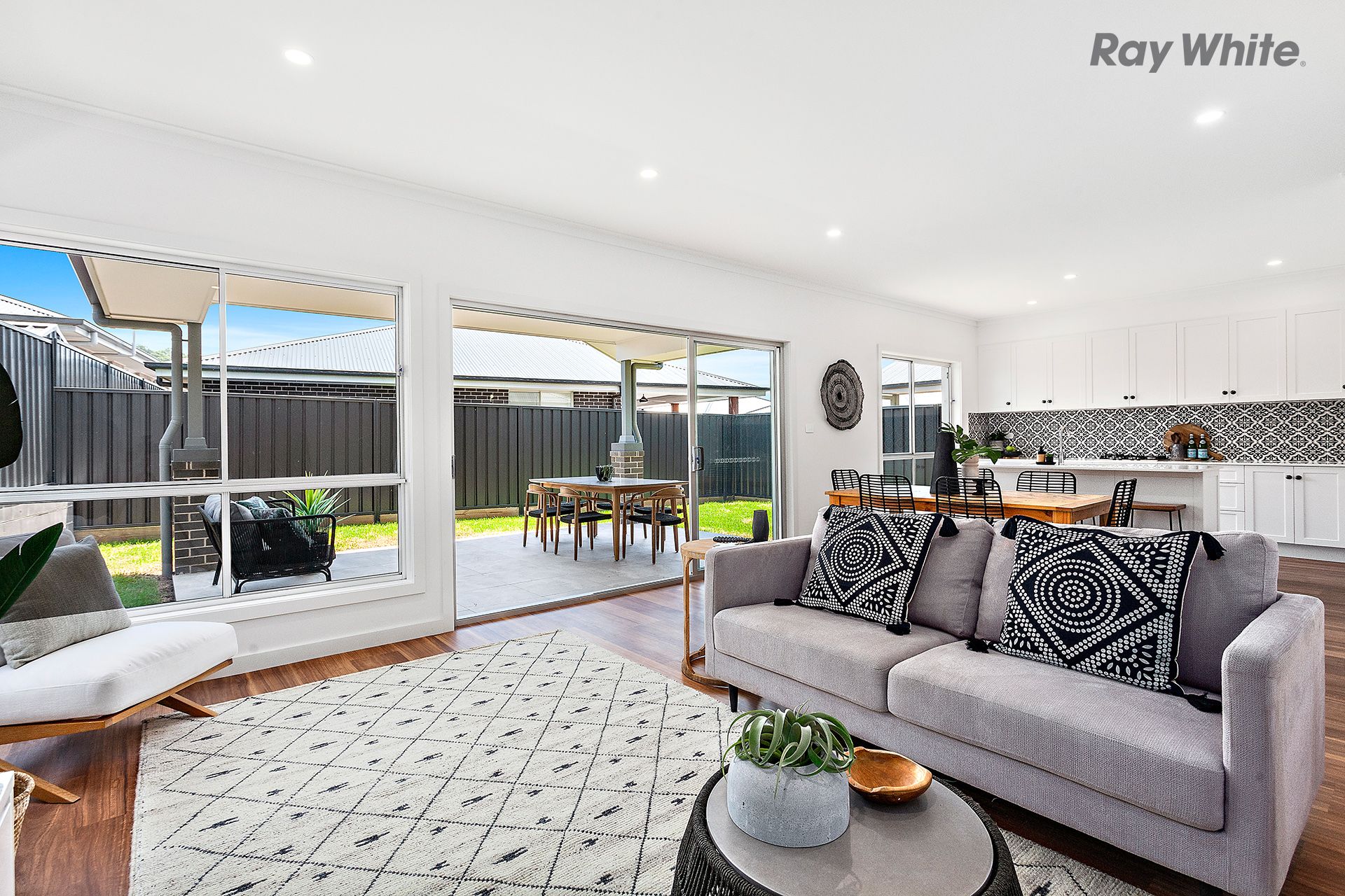 8 Nattai Crescent, Albion Park, NSW 2527