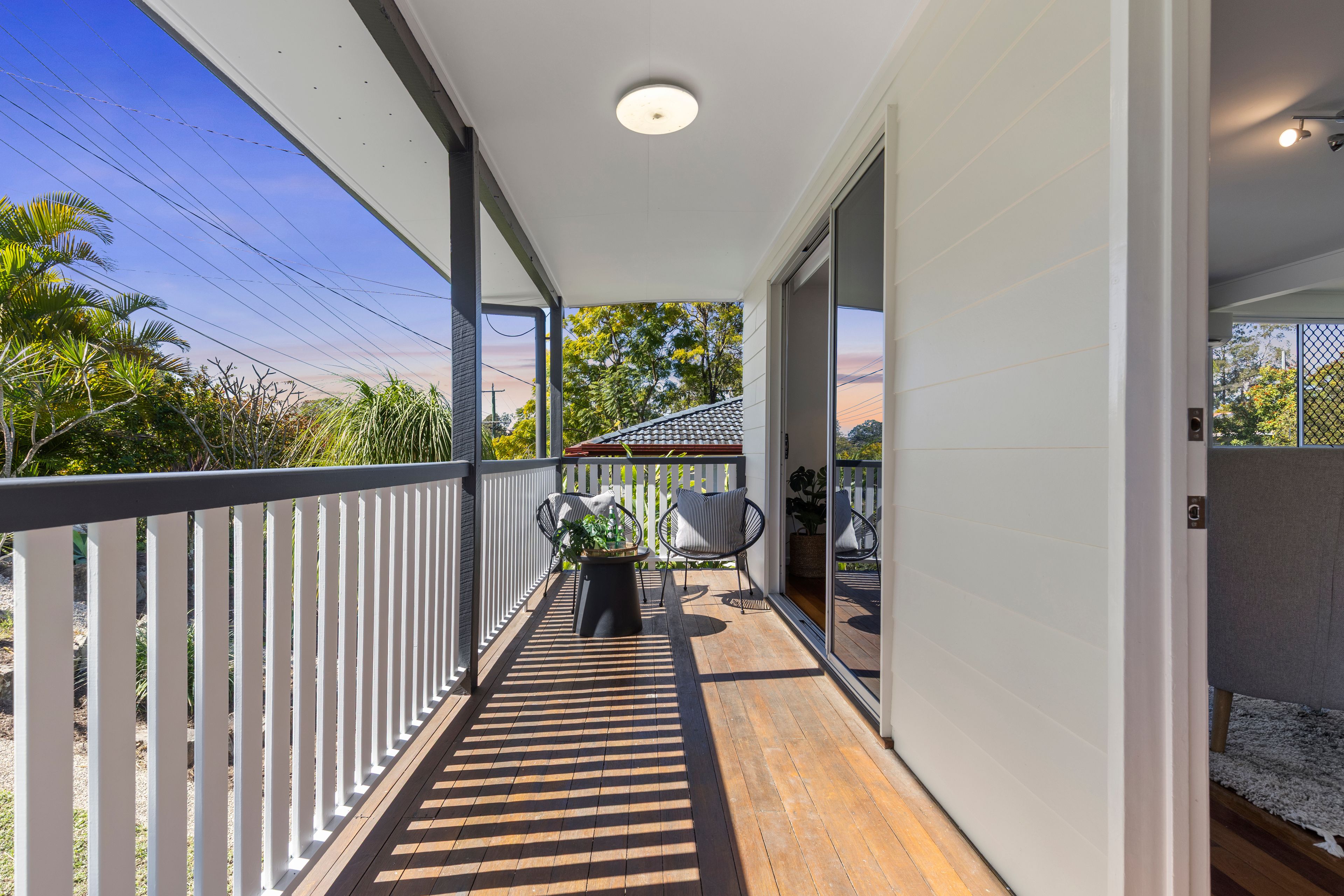 8 Tarnook Drive, Ferny Hills, QLD 4055