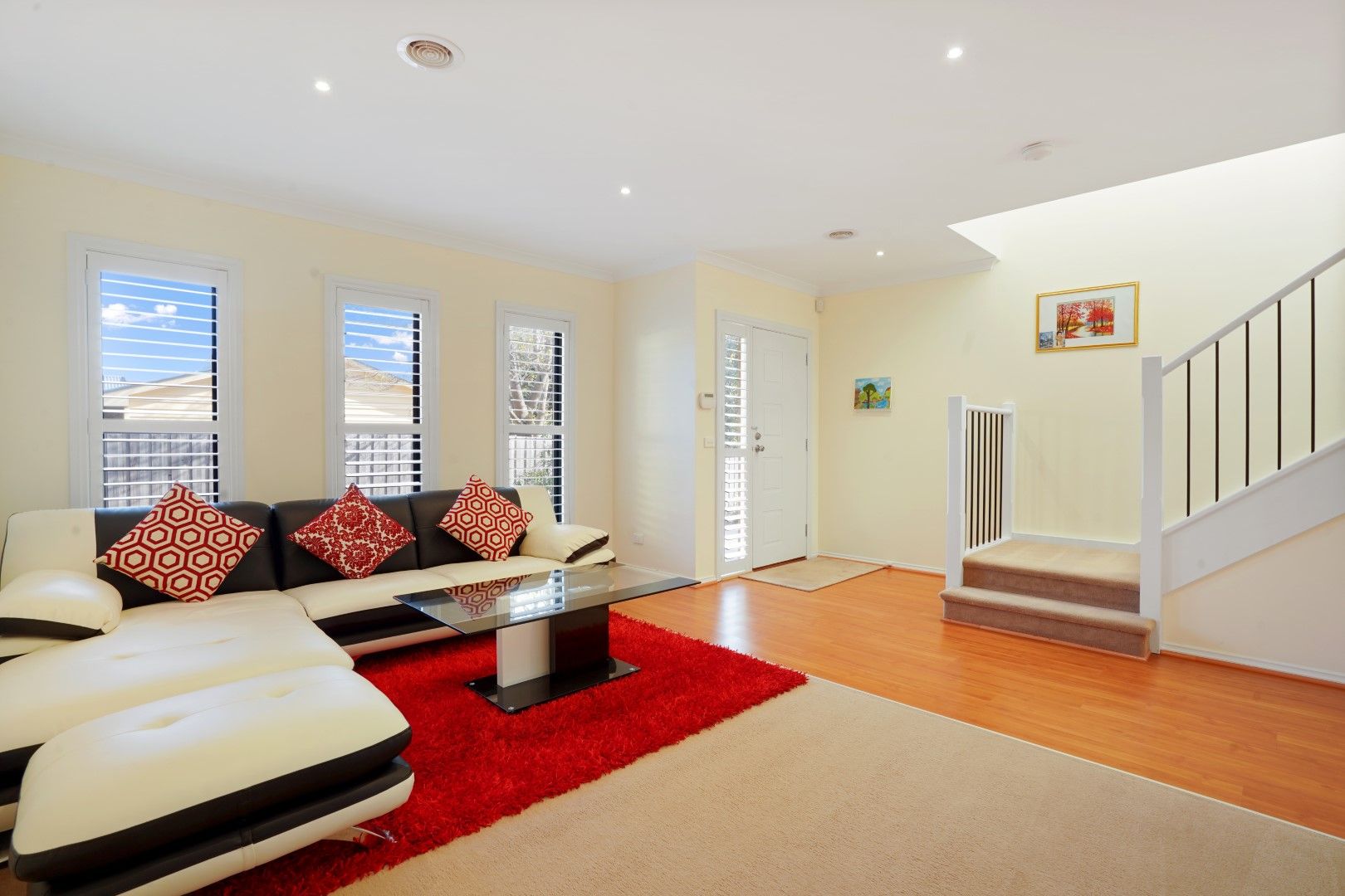 2/61 Commercial Road — photo 8 of 9