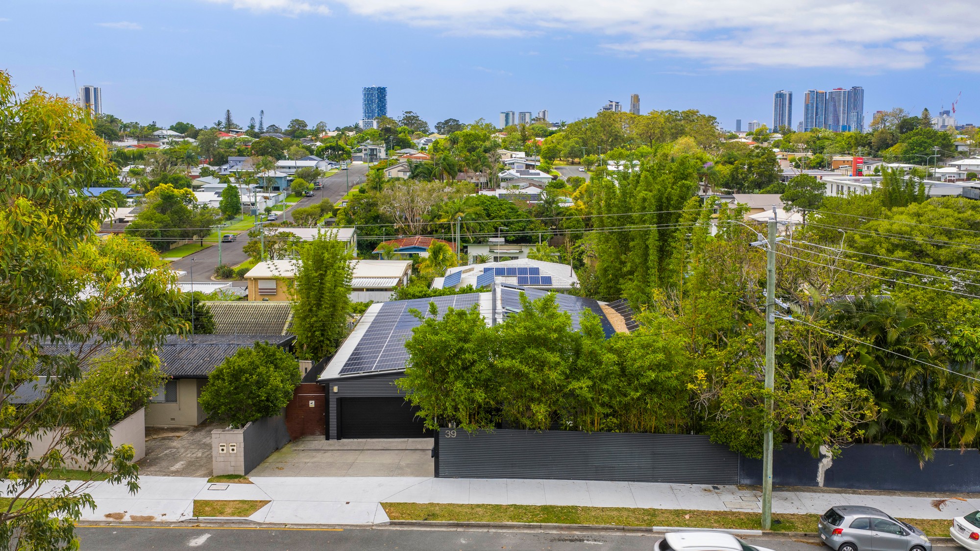 39 Kumbari Avenue, Southport, QLD 4215