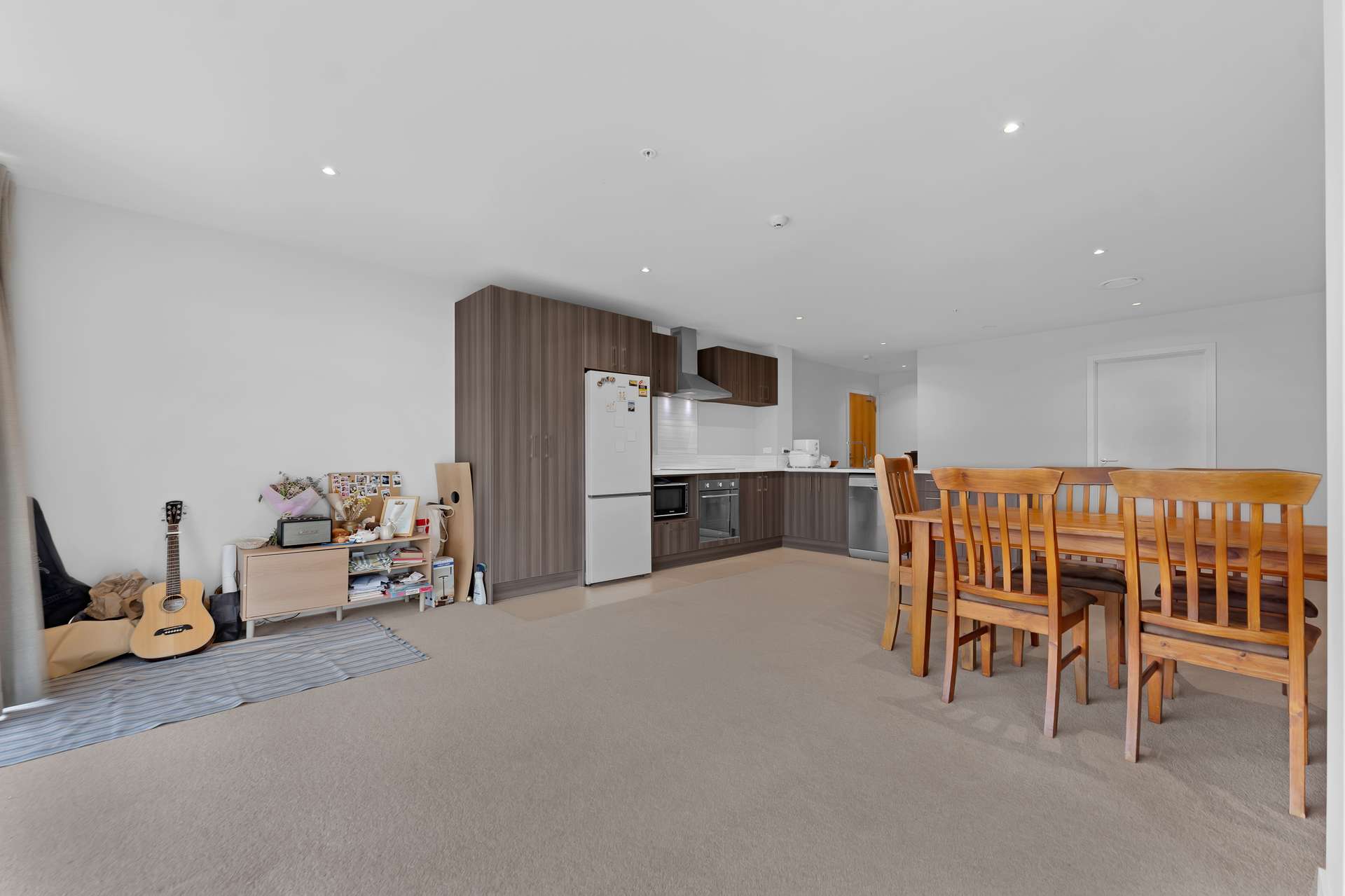 509/1 Rose Garden Lane photo 1
