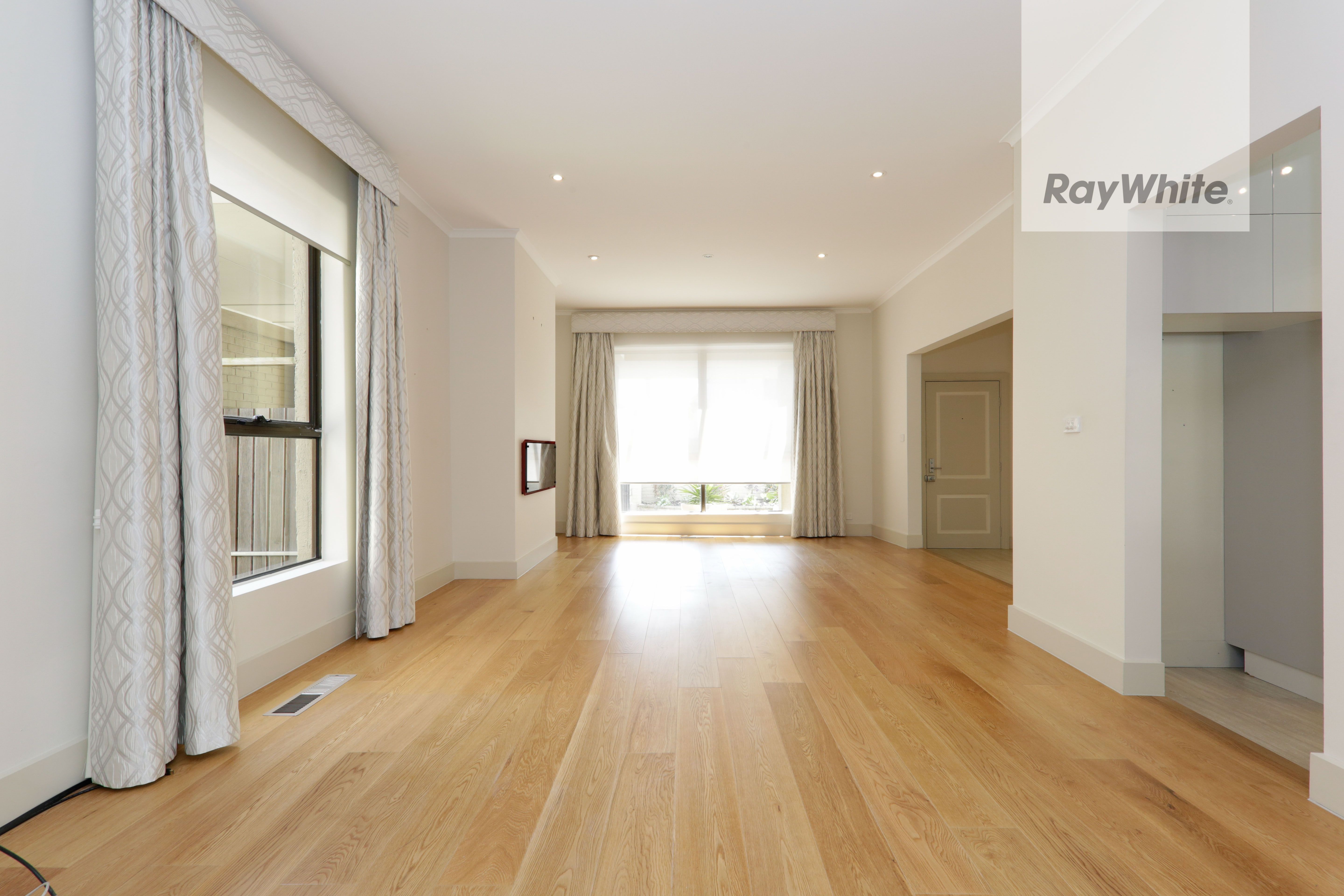 6 Raphael Street, Caulfield North, VIC 3161