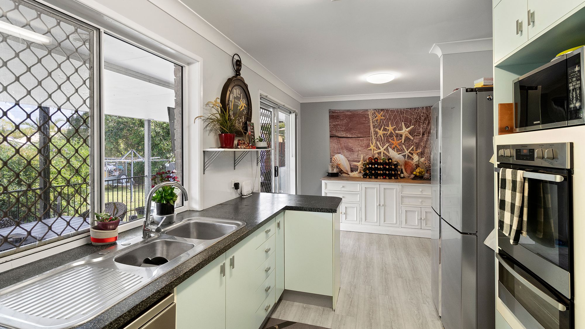 11 Ivanhoe Drive, Bethania, QLD 4205