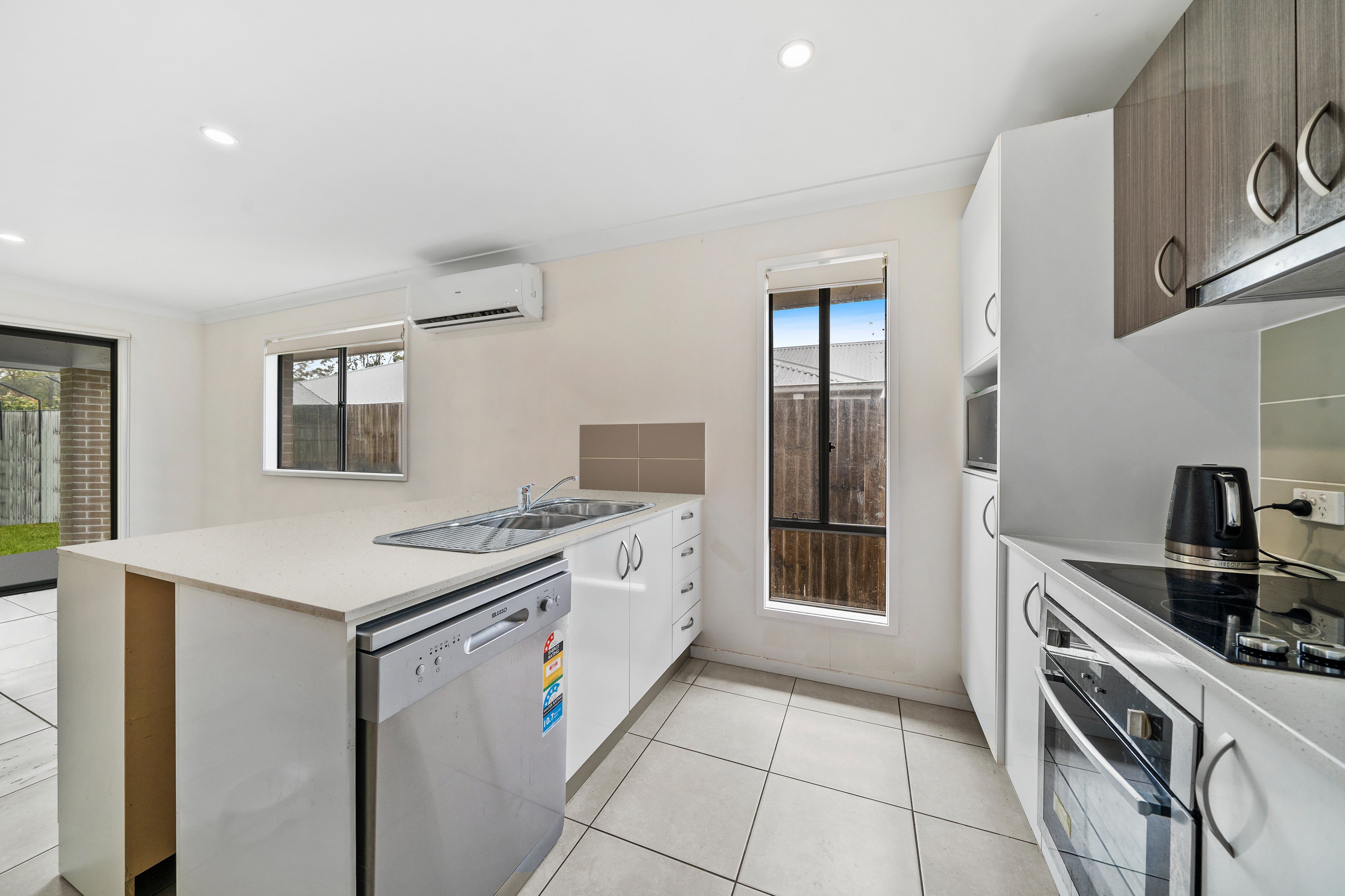 10 Seidler Street, Logan Reserve, QLD 4133