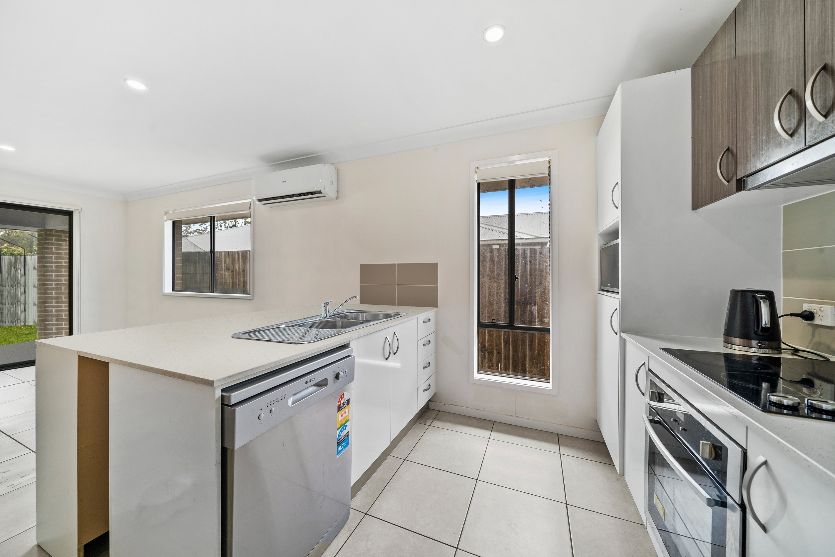 10 Seidler Street, Logan Reserve, QLD 4133