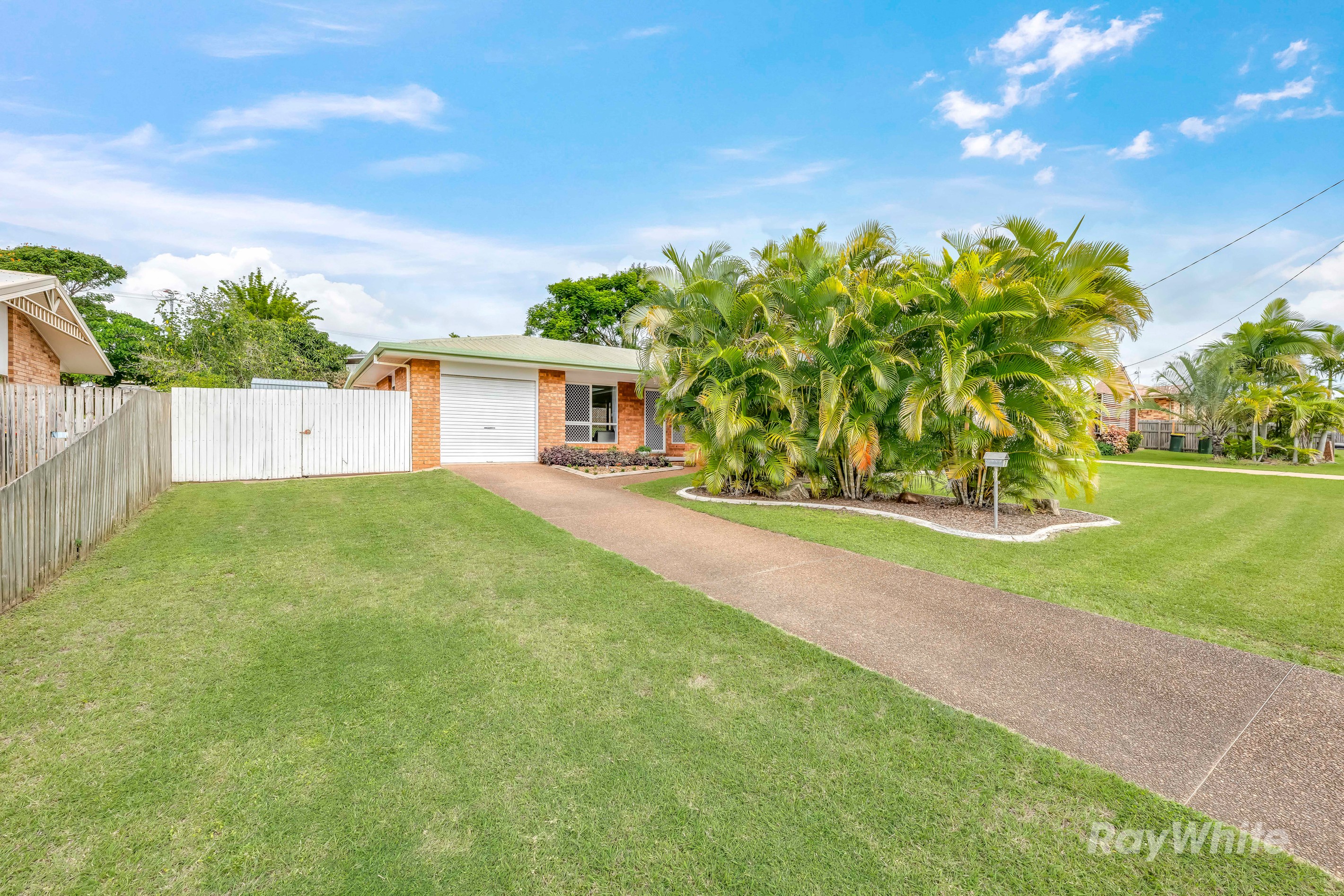 7 Hilltop Parade, Avoca, QLD 4670