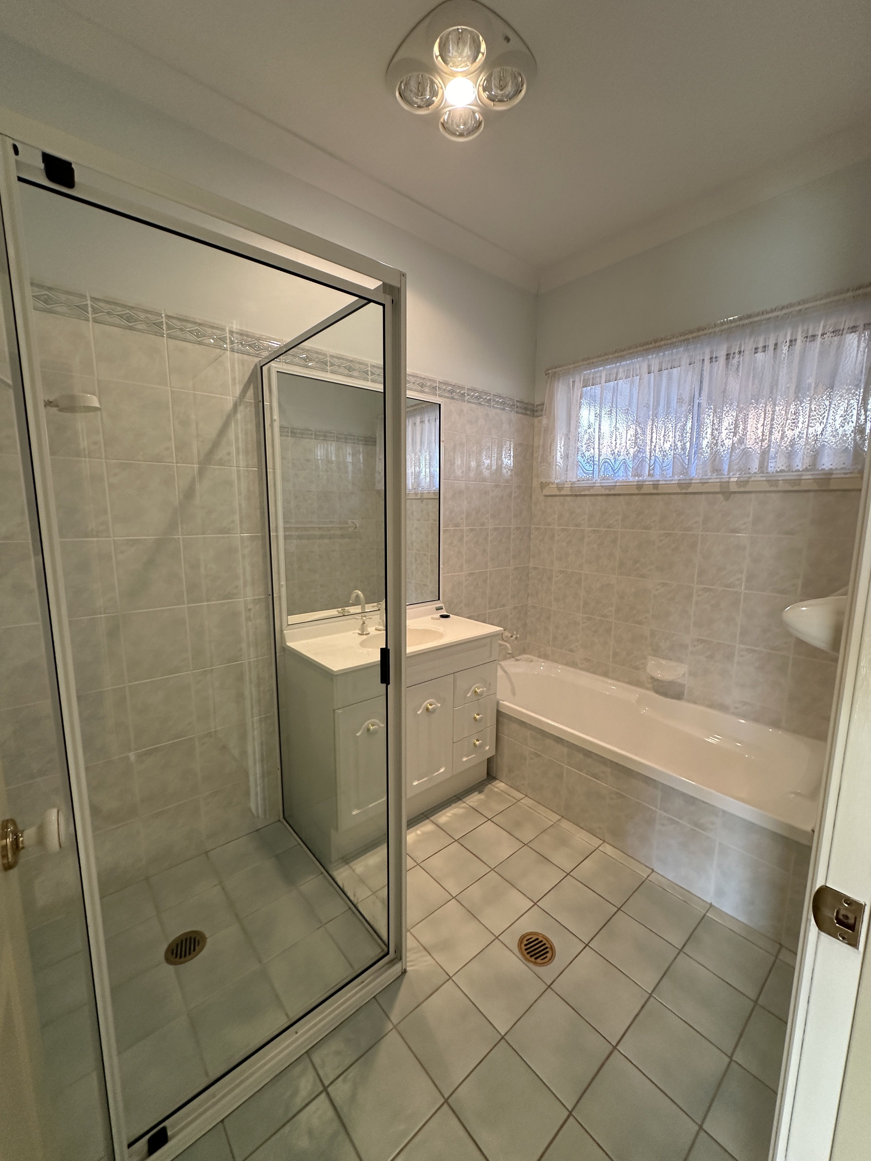 24 Howick Street — photo 9 of 17