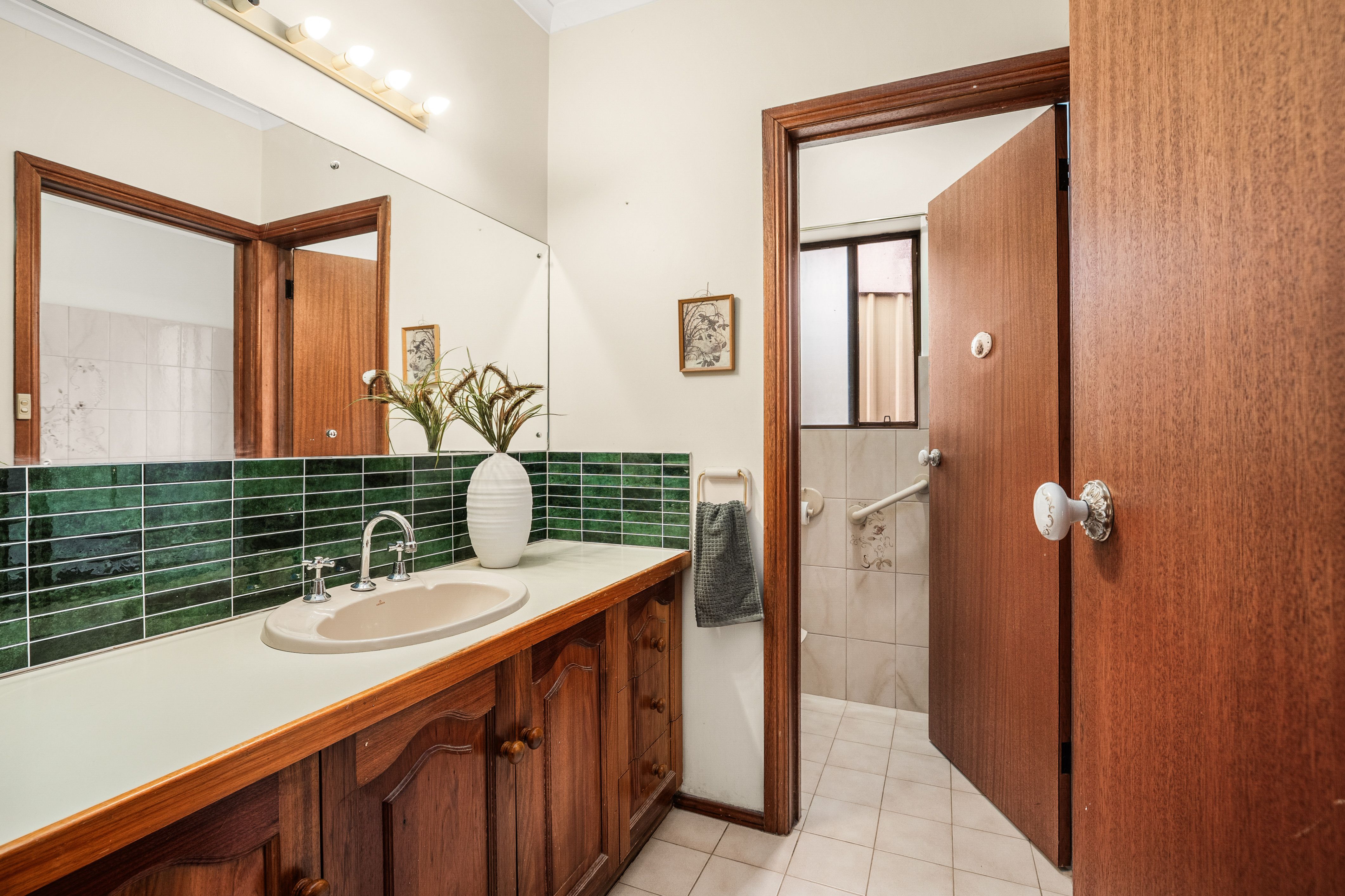27 Torresan Crescent — photo 23 of 26
