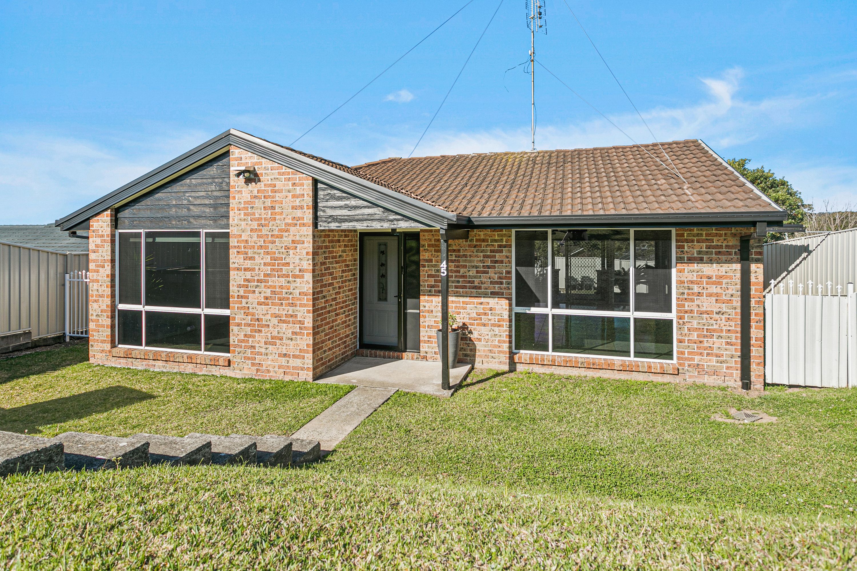 45 Hillside Drive, Albion Park, NSW 2527 Sold House Ray White