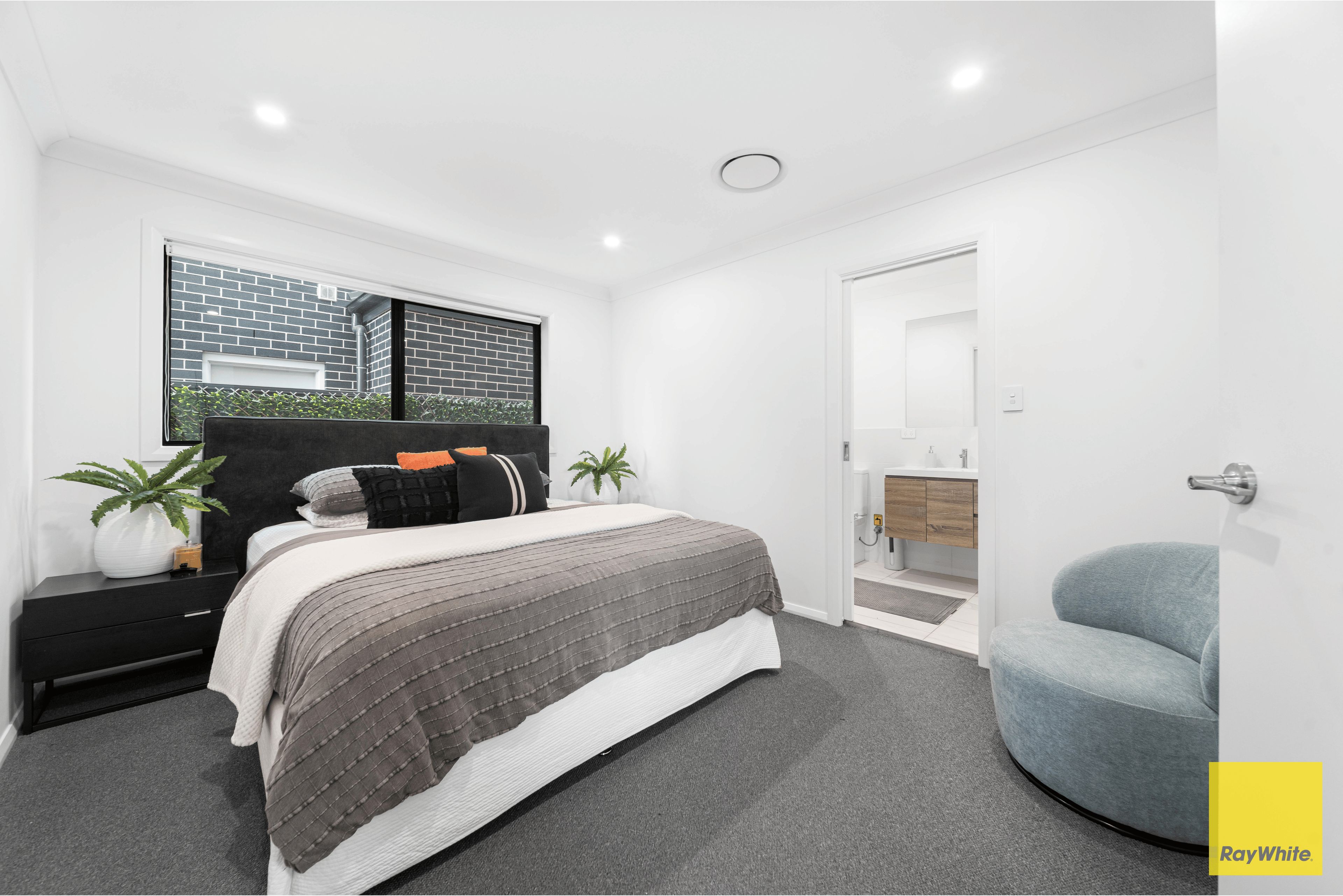 7 Boxthorn Avenue — photo 8 of 14