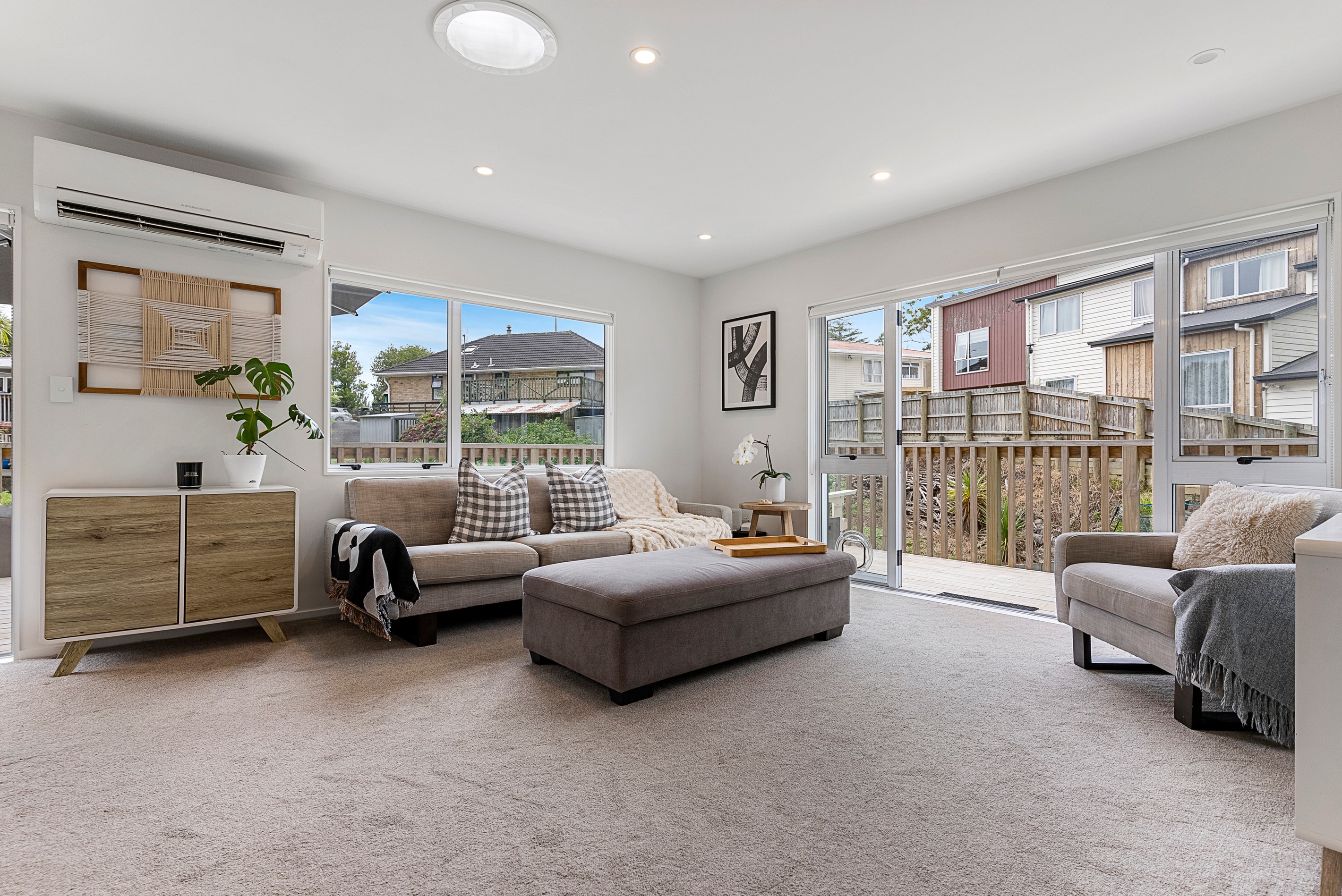 2/58 Botany Road, Botany Downs, Manukau City
