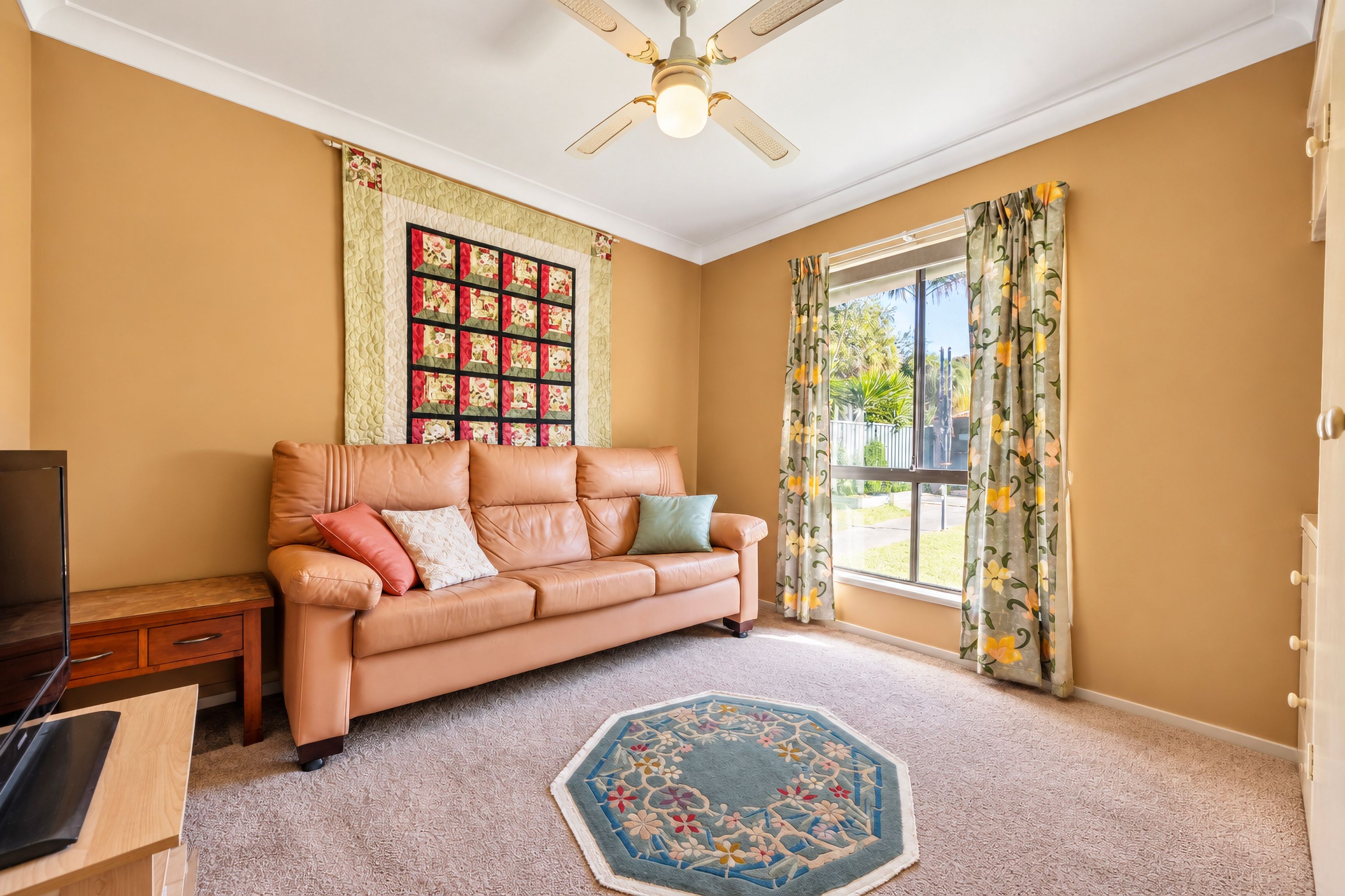 54 Clare Crescent — photo 10 of 13