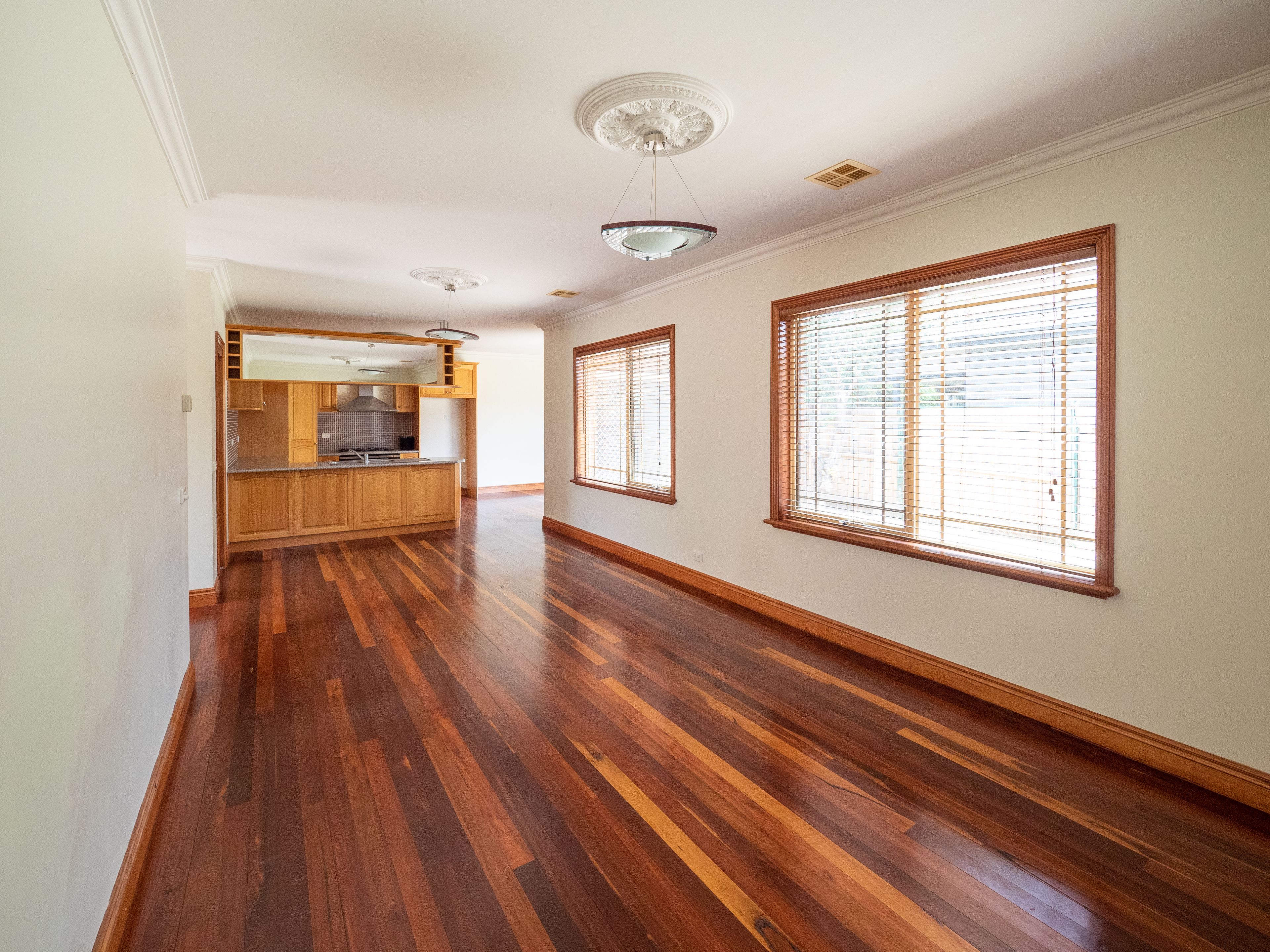 2/35 Canterbury Street, Hughesdale, VIC 3166