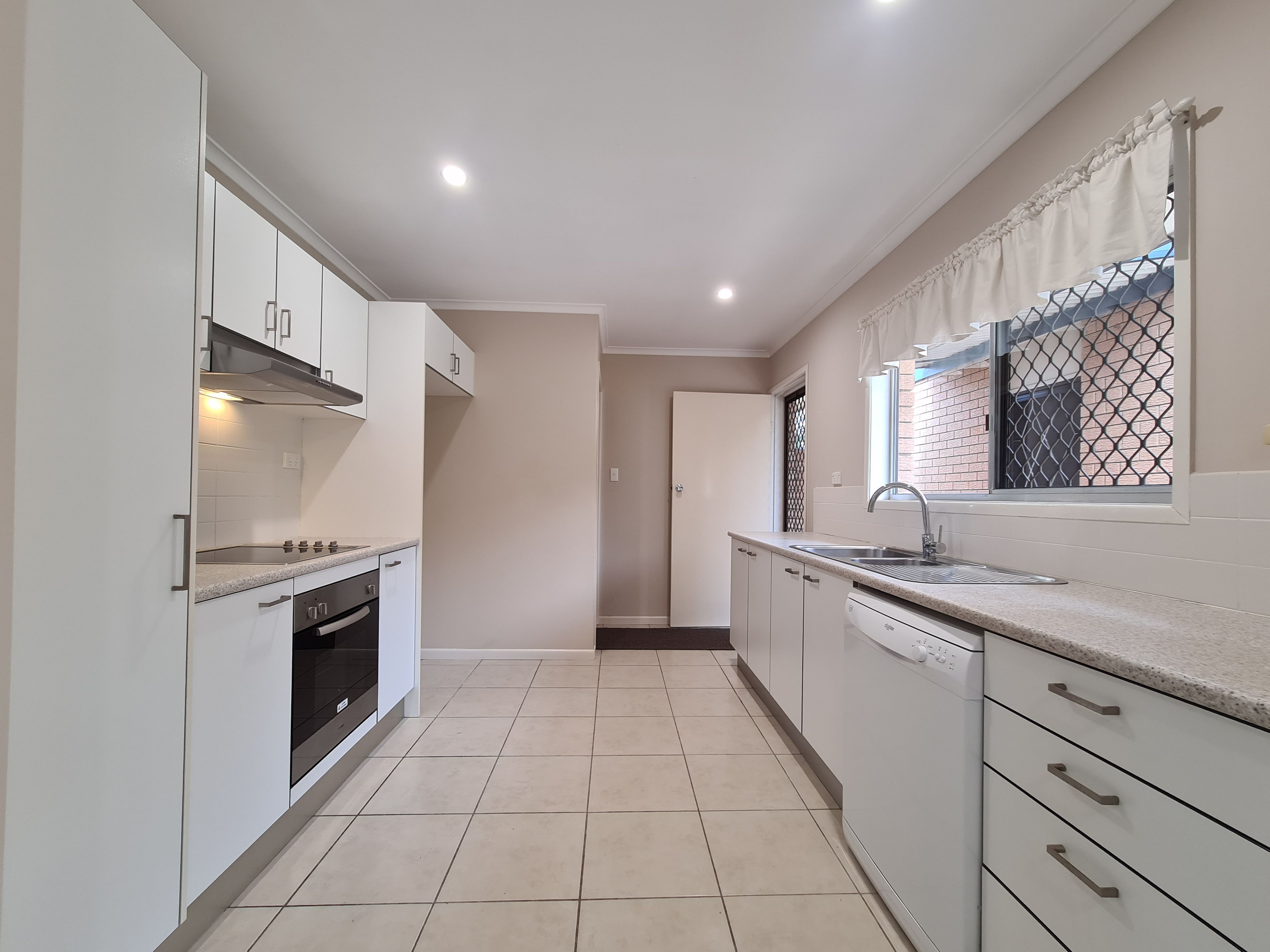 83 Greenmeadow Road, Mansfield, QLD 4122
