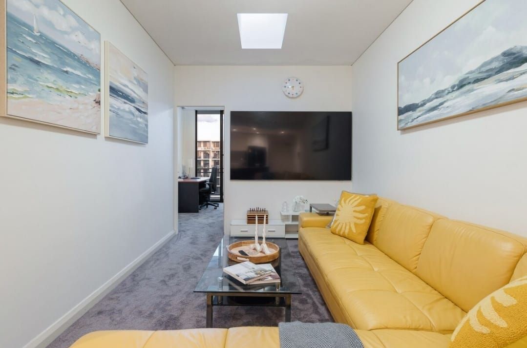 504/46 Amalfi Drive — photo 5 of 19